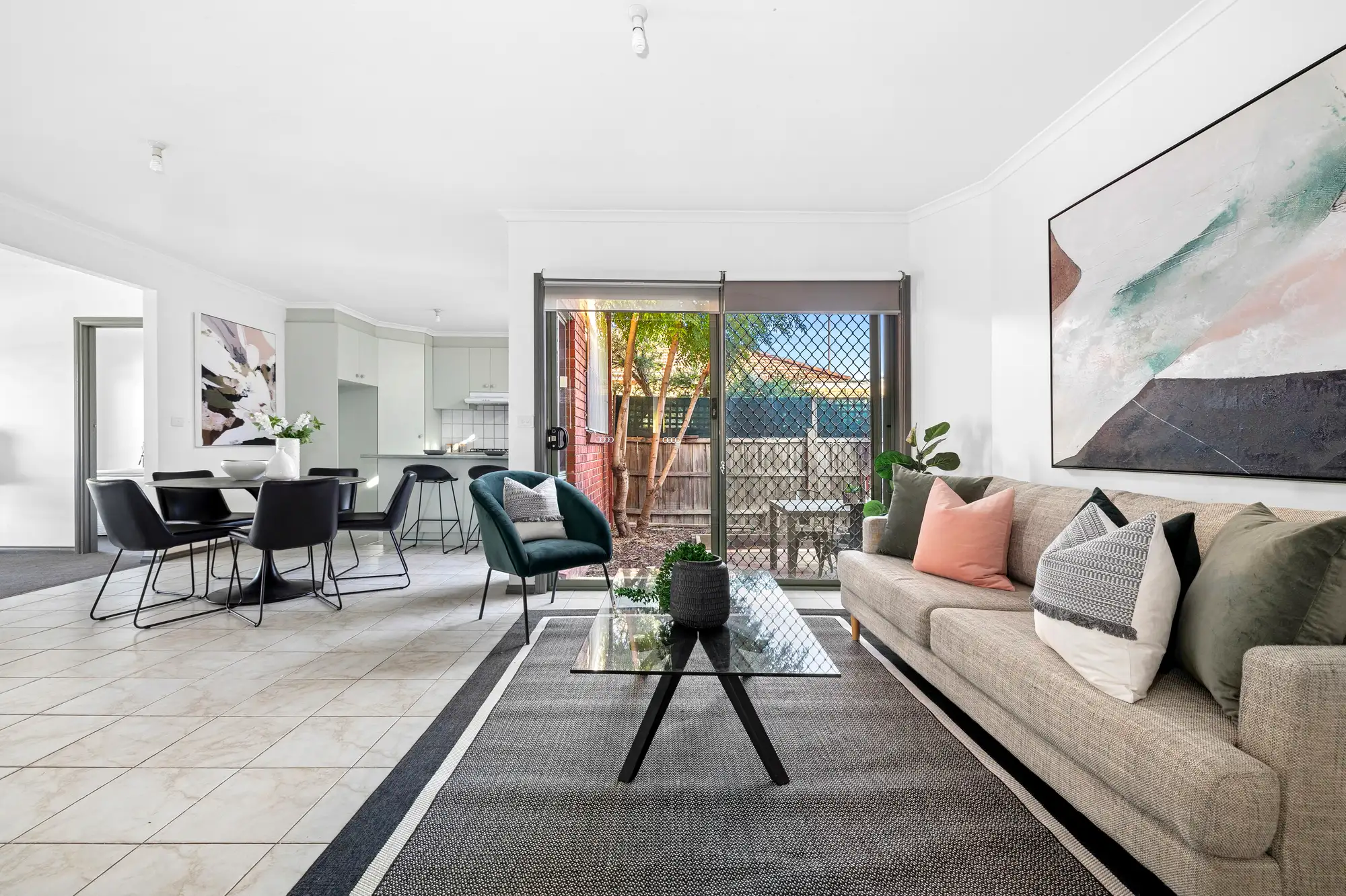 UNIT 1 11 IONA ST, Clayton, Bayside, 0房, 0浴, Townhouse