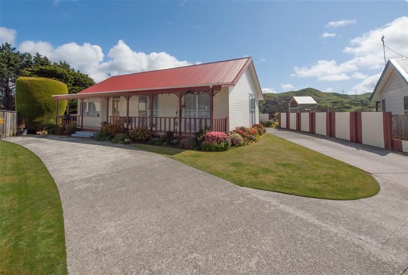 8 Salem Court, Churton Park