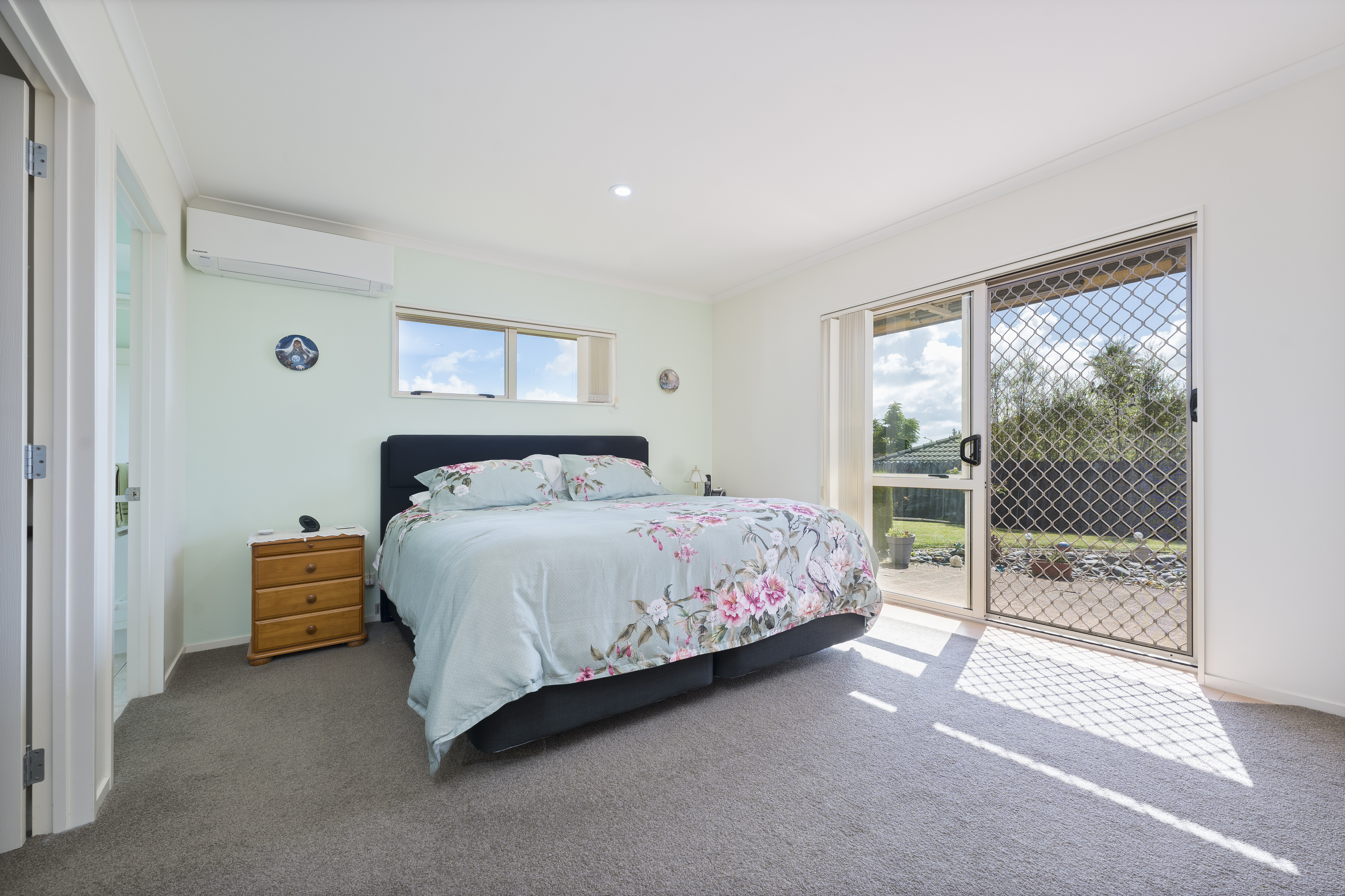 4 Sandhurst Rise, Henderson, Waitakere City, 3 침실, 2 욕실, House