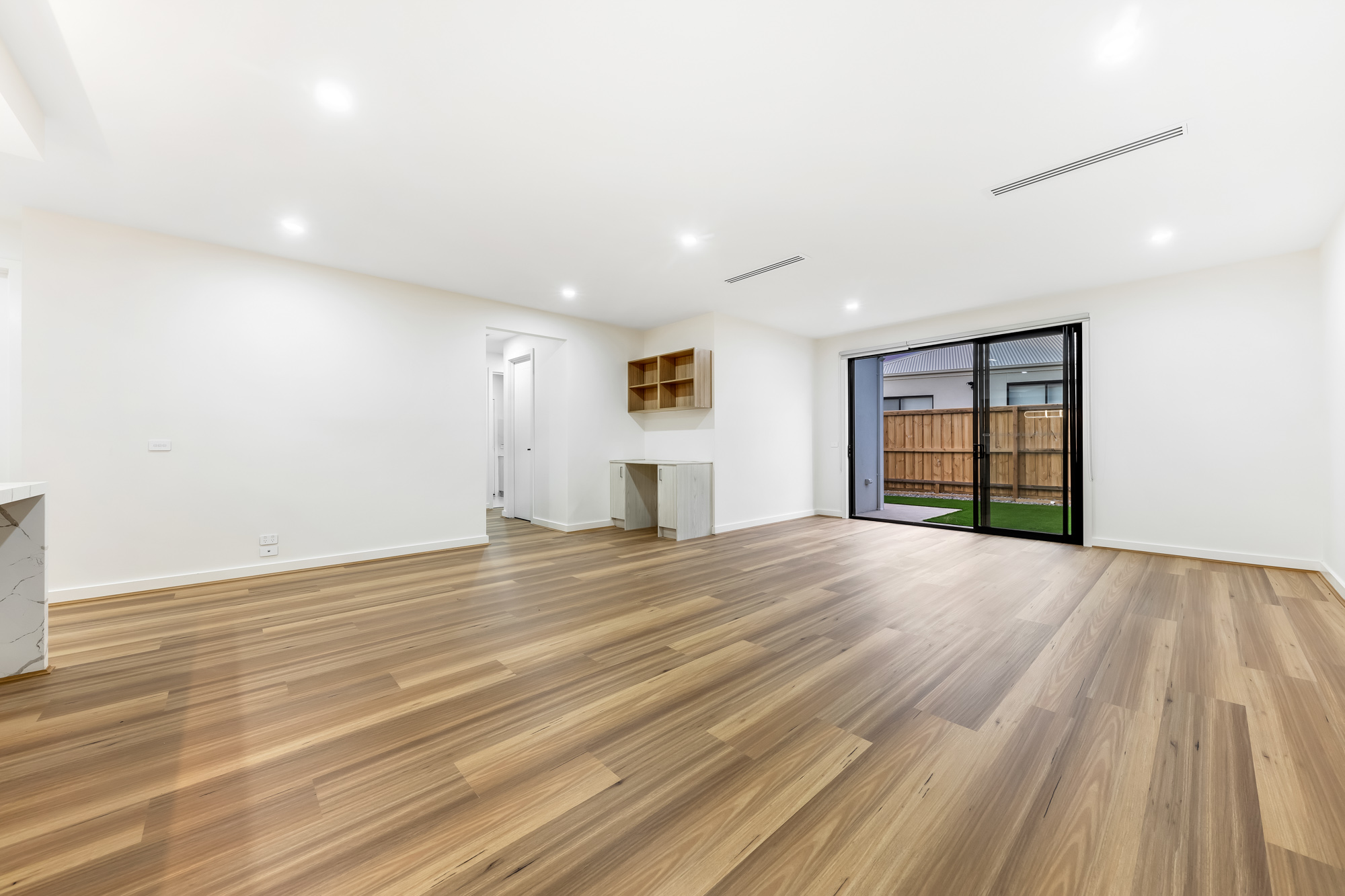 24 BROCKWOOD ST, Deanside, North West Melbourne, 0 ห้องนอน, 0 ห้องน้ำ, House