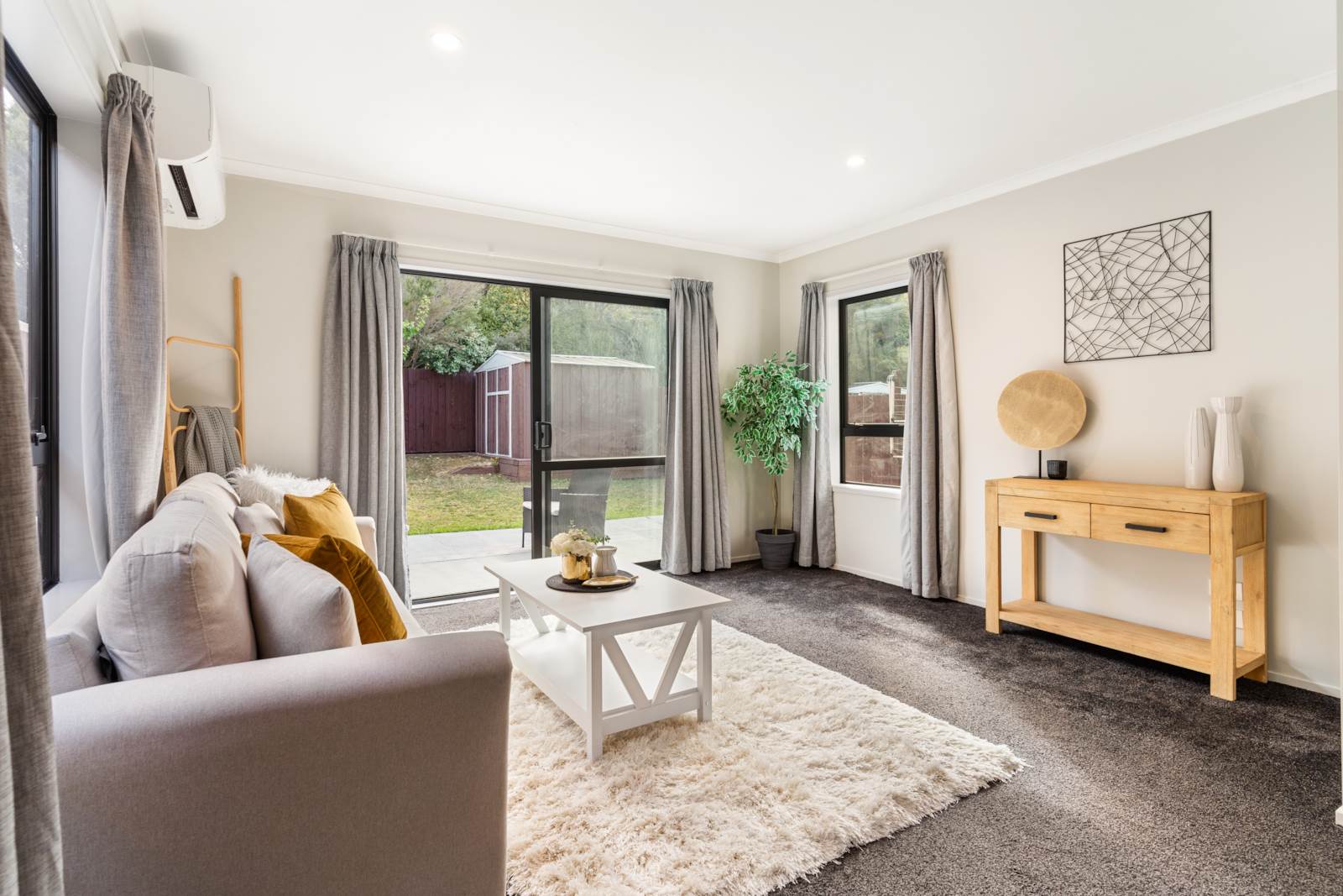 30 Tutuwhatu Crescent, Manurewa, Manukau City, 4 phòng ngủ, 1 phòng tắm, House