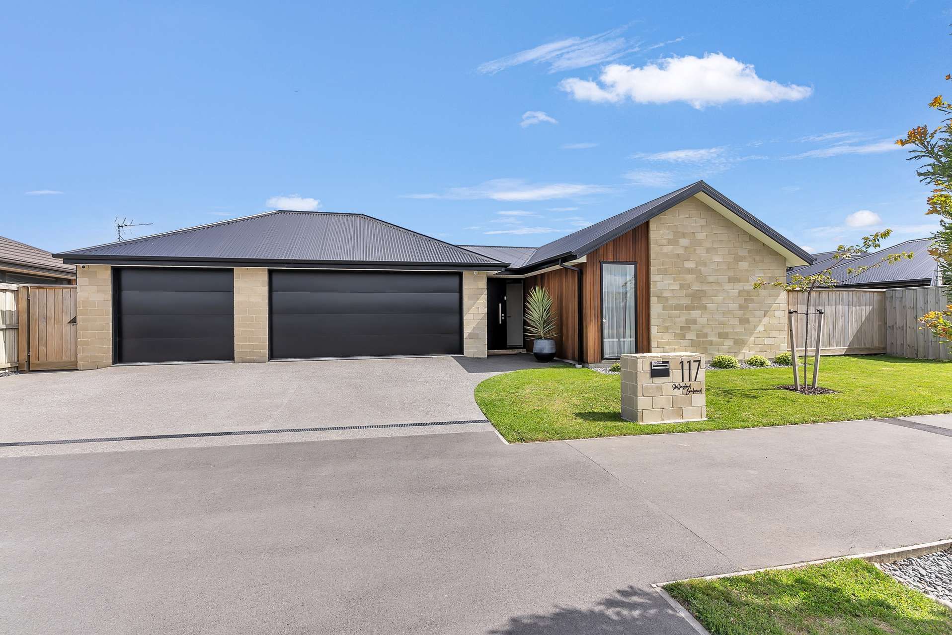 117 Shillingford Boulevard, Rolleston