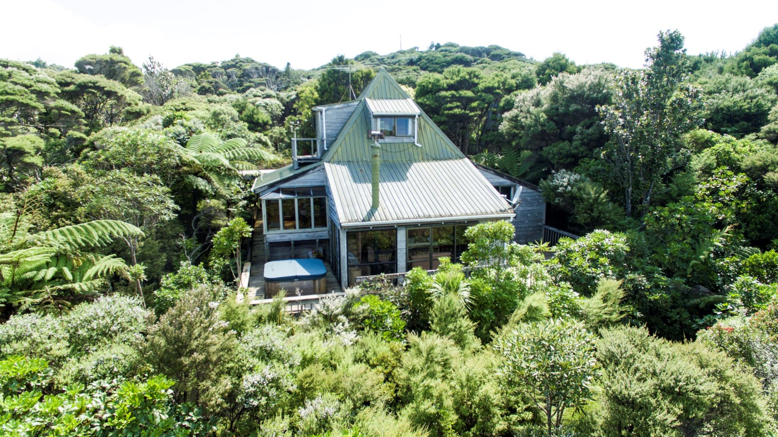 20 La Trobe Track, Karekare, Waitakere City, 3 Bedrooms, 0 Bathrooms