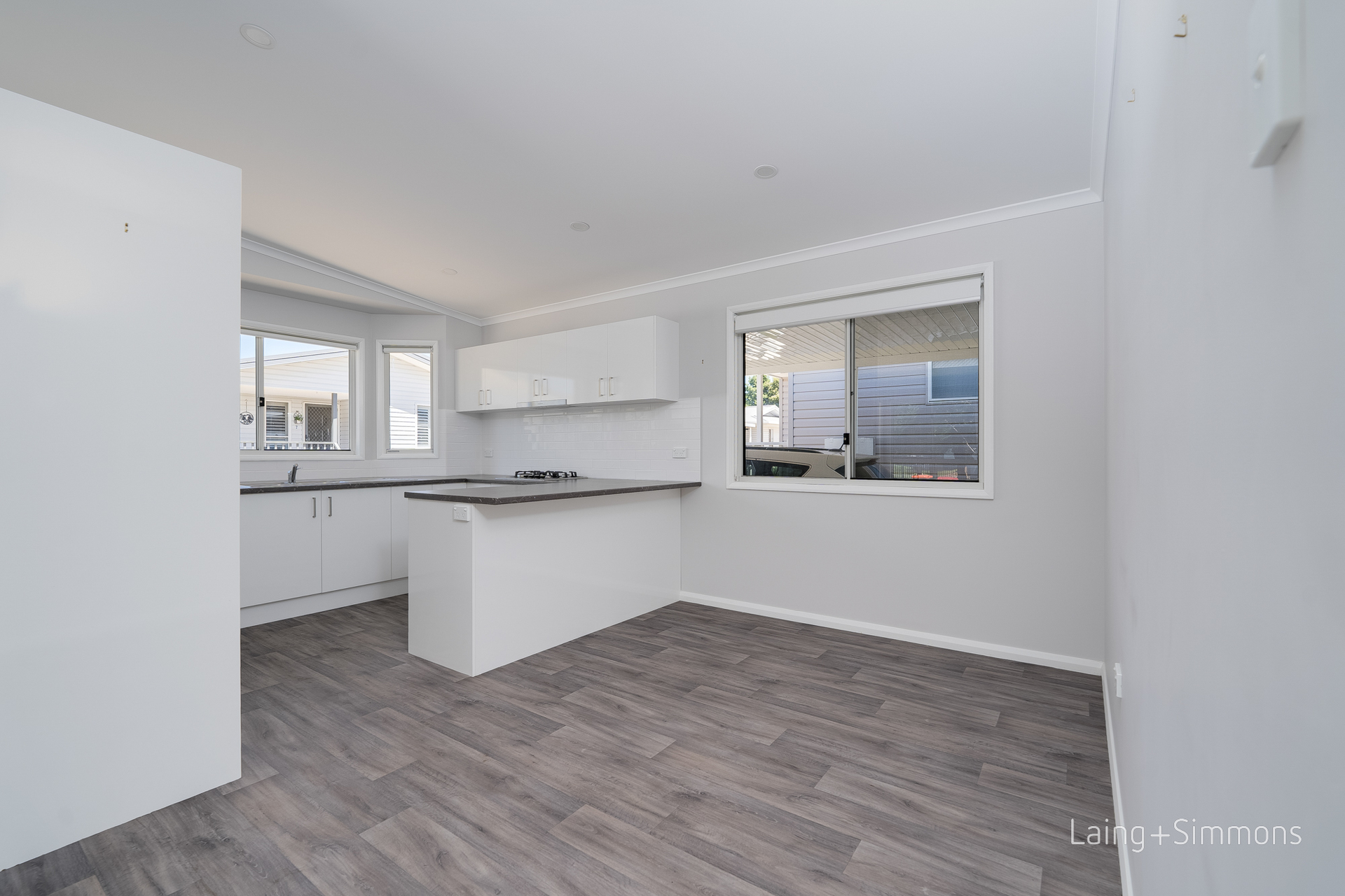 HIGHLANDER VAN VILLAGE UNIT 12 76 GLEN INNES RD, Armidale, Tamworth, 0房, 0浴, House