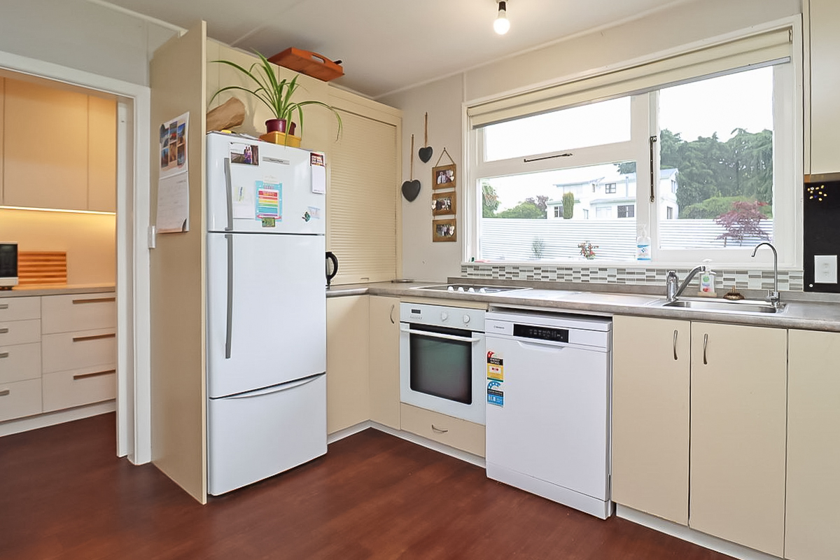 16 Rees Street, Duntroon, Waitaki, 5 ห้องนอน, 2 ห้องน้ำ, House