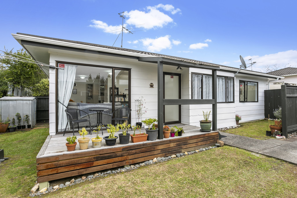 Residential  Mixed Housing Urban Zone