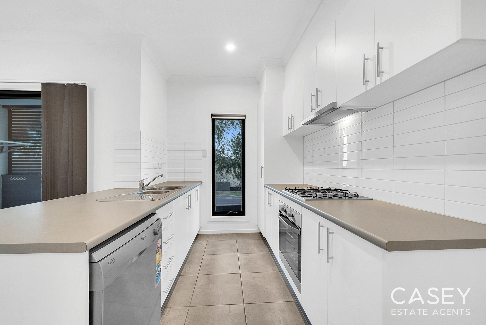 37 NUGGET WAY, Cranbourne East, South East Melbourne, 0房, 0浴, Townhouse