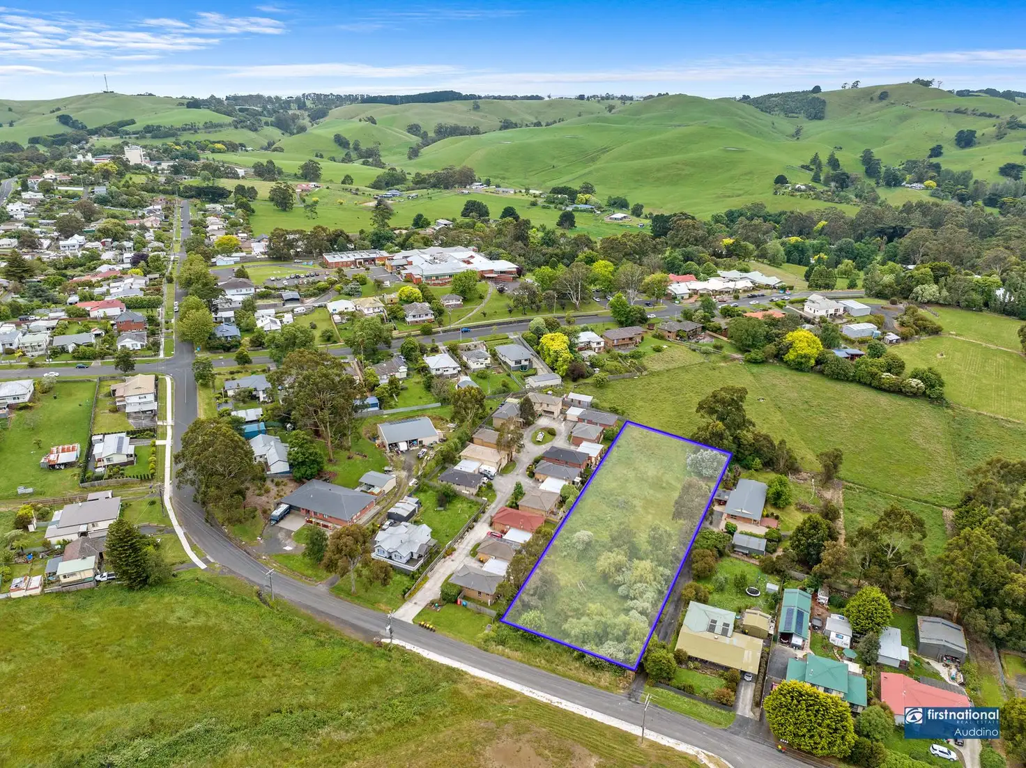 15 GORDON ST, Korumburra, Traralagon , 0 habitaciones, 0 baños, Section