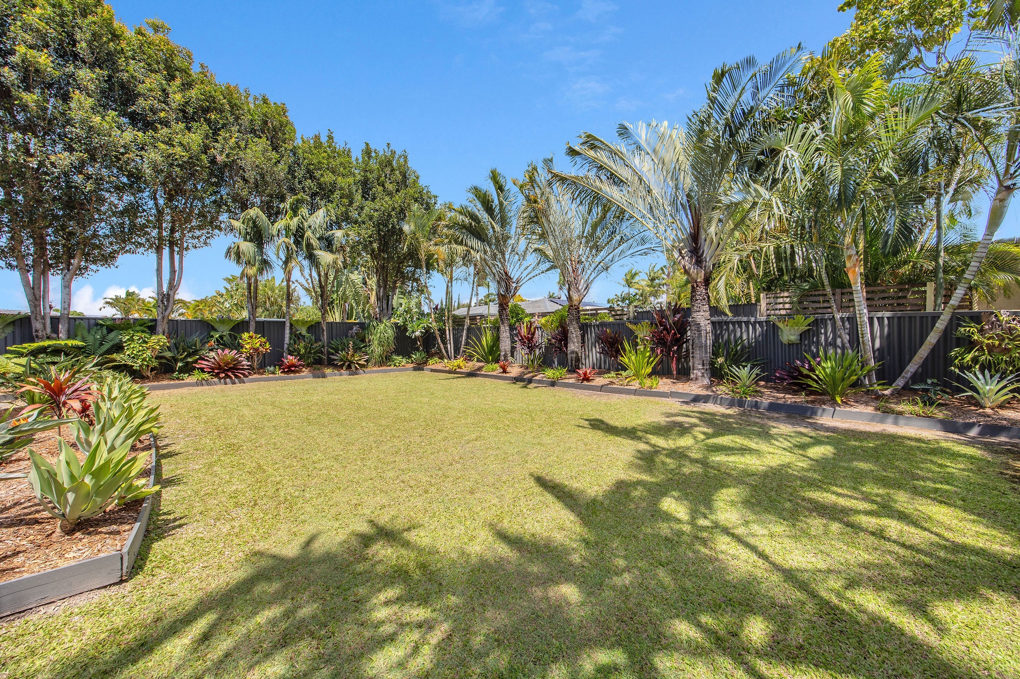 171 RIO VISTA BVD, BROADBEACH WATERS QLD 4218, 0 Bedrooms, 0 Bathrooms, House