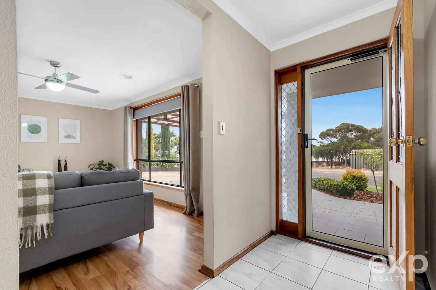 17 MILDERA CR, Craigmore, Northern Adelaide, 0 कमरे, 0 बाथरूम, House