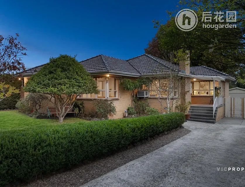 13 JAMES RD, FERNTREE GULLY VIC 3156, 3部屋, 1バスルーム, House