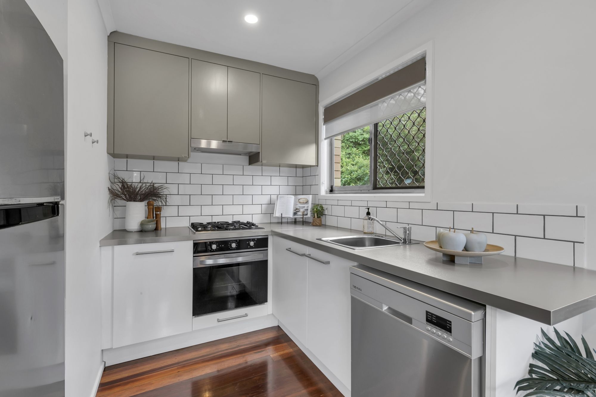 UNIT 4 13 WESTERHAM ST, Taringa, Brisbane Western Region, 0房, 0浴, Unit