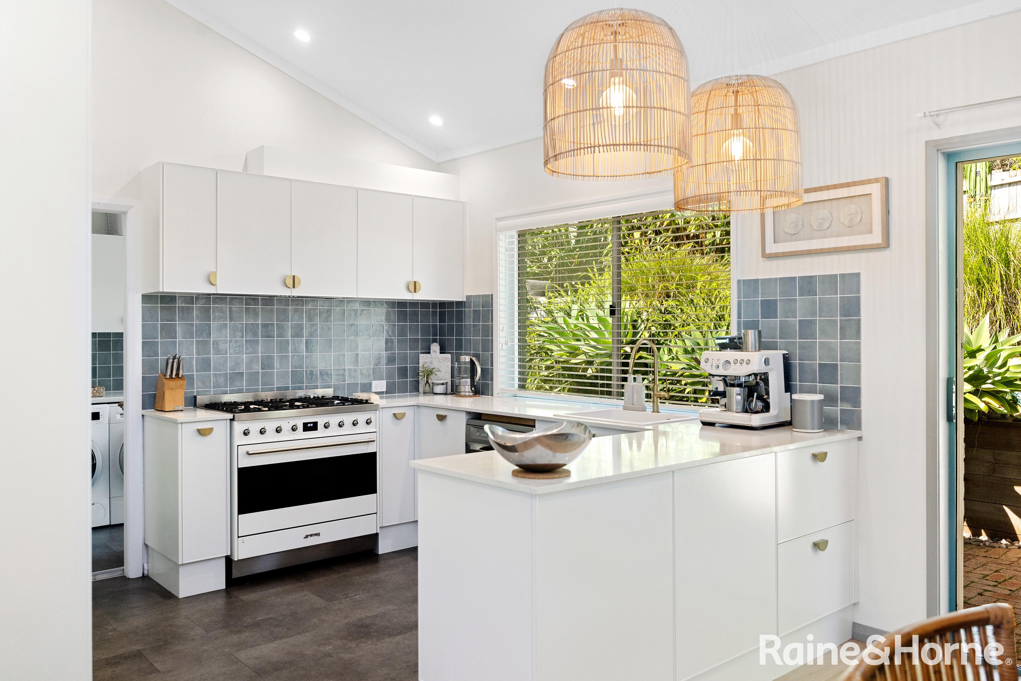 51 TALLWOOD AV, MOLLYMOOK BEACH NSW 2539, 0 Bedrooms, 0 Bathrooms, House