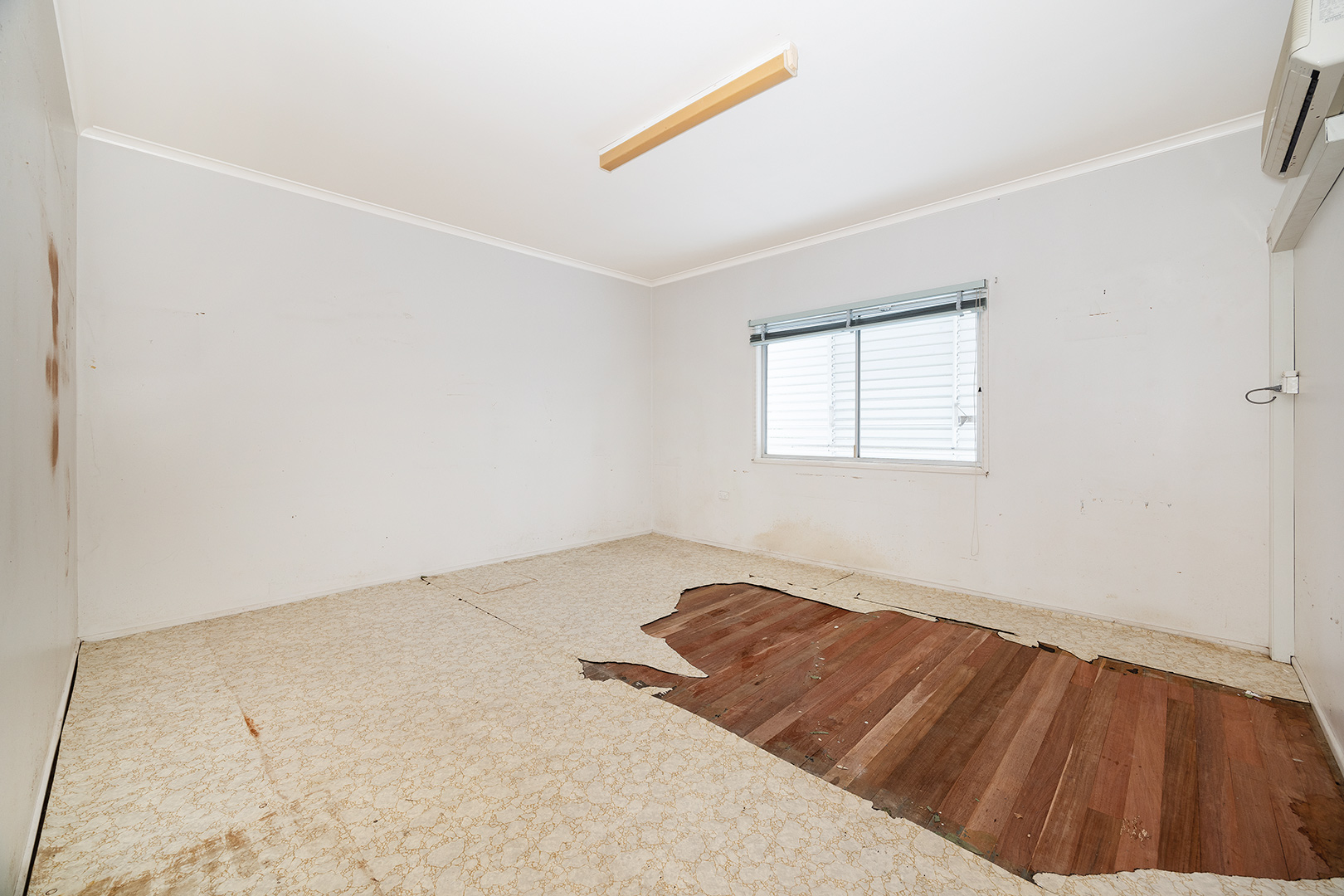 94 LAUREL ST, Enoggera, Brisbane - Northern Region , 0房, 0浴, House
