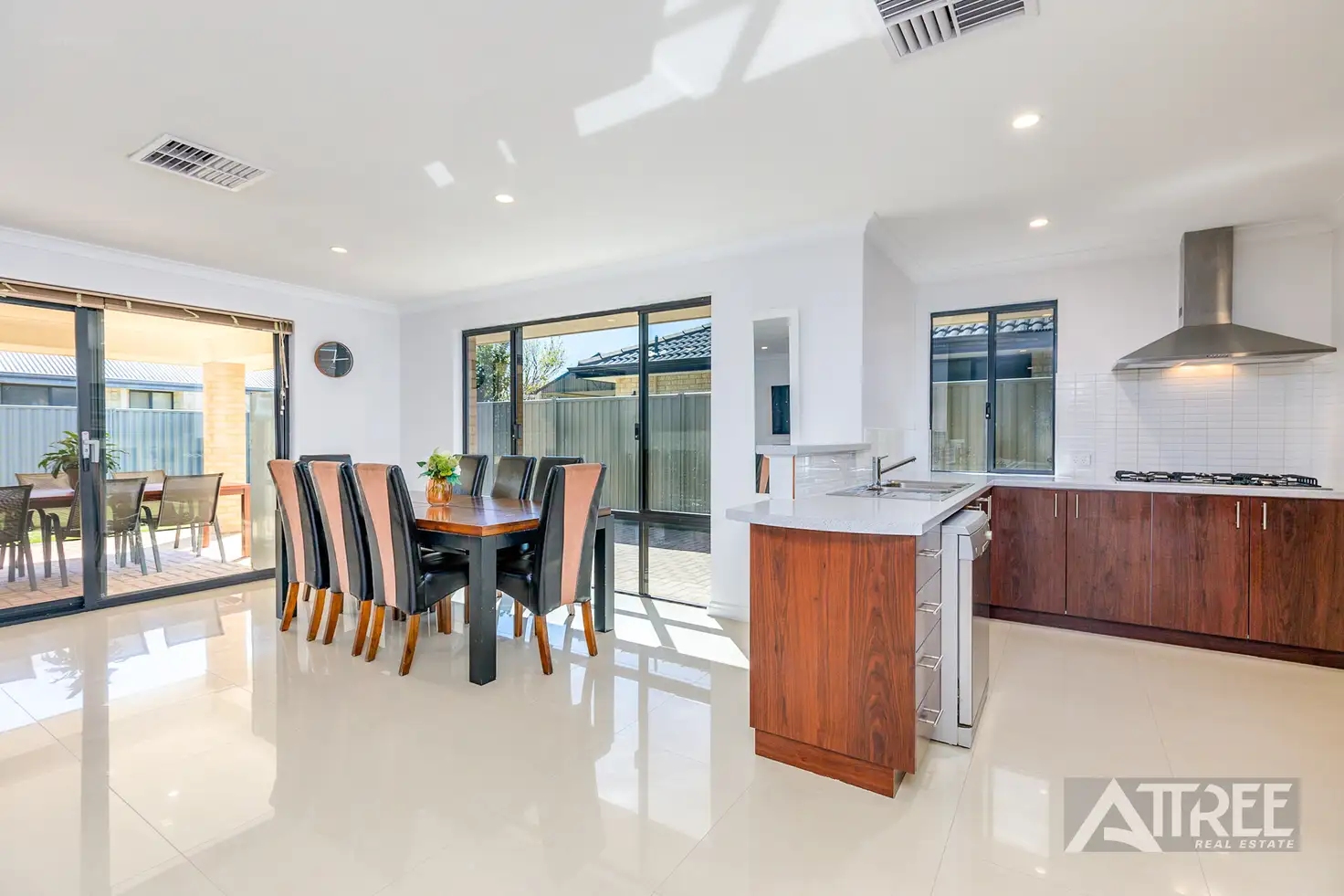 16 CORNFORTH WAY, Piara Waters, South East Perth, 0 rūma, 0 rūma horoi, House