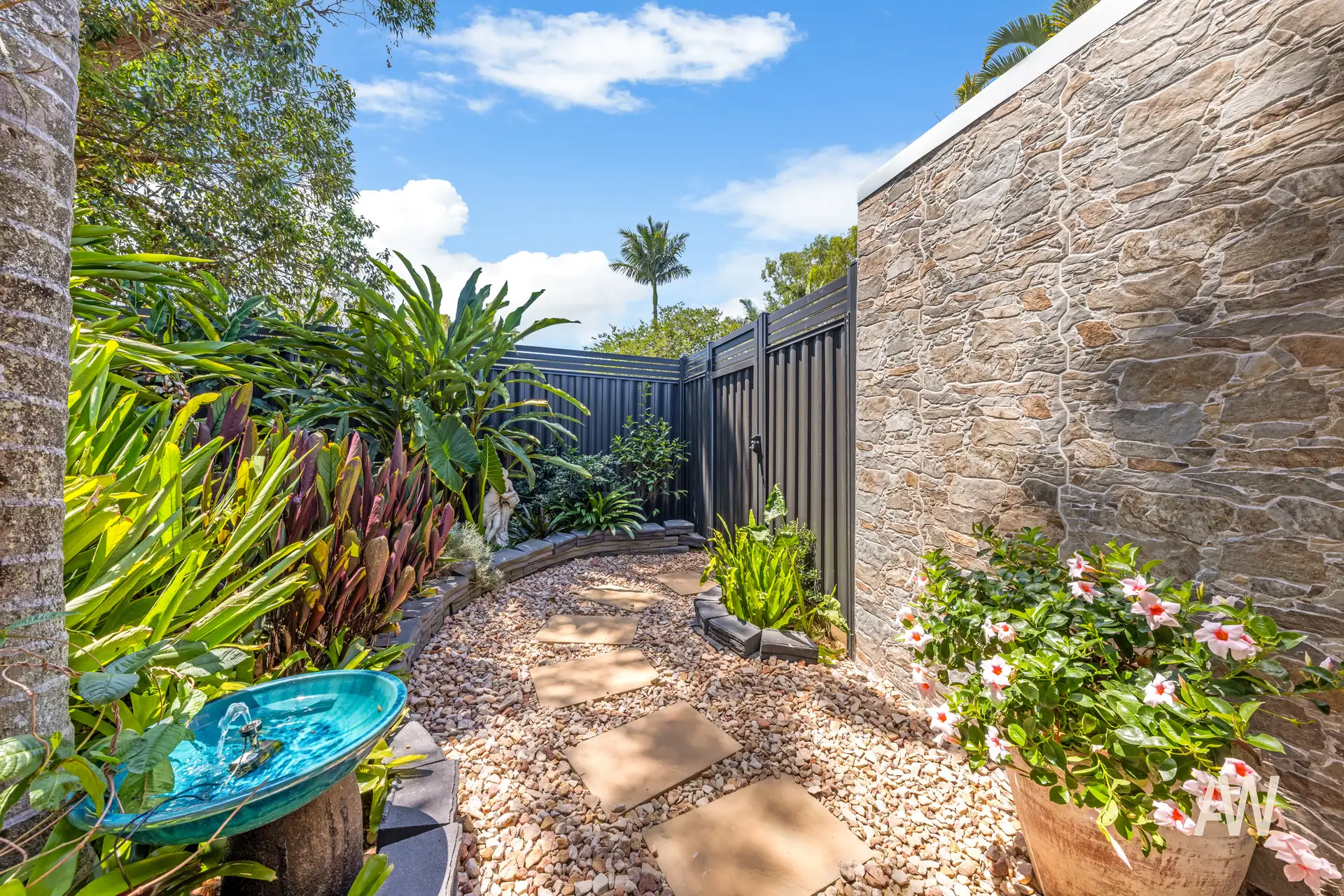 UNIT 1 11 TURNER ST, Maroochydore, Sunshine Coast, 0 rūma, 0 rūma horoi, Townhouse