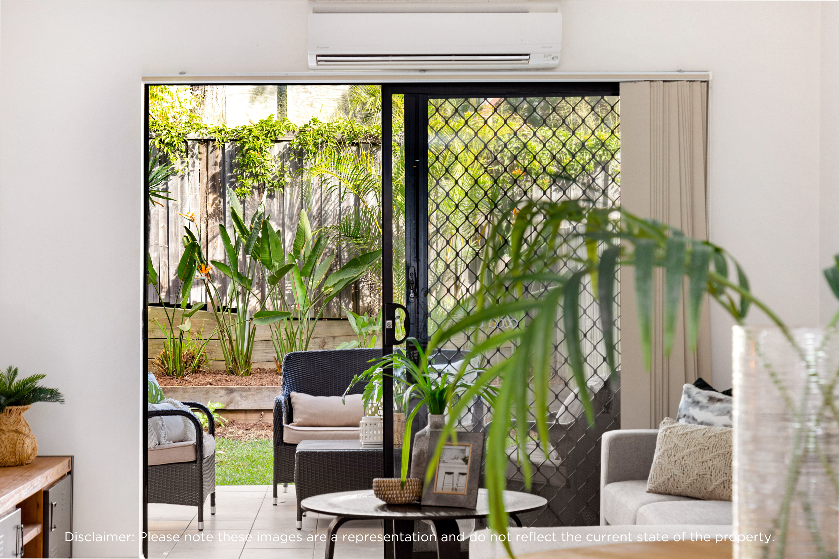 UNIT 2 58 MOORE ST, Morningside, Brisbane - Eastern Region, 0 Kuwarto, 0 Banyo, Unit