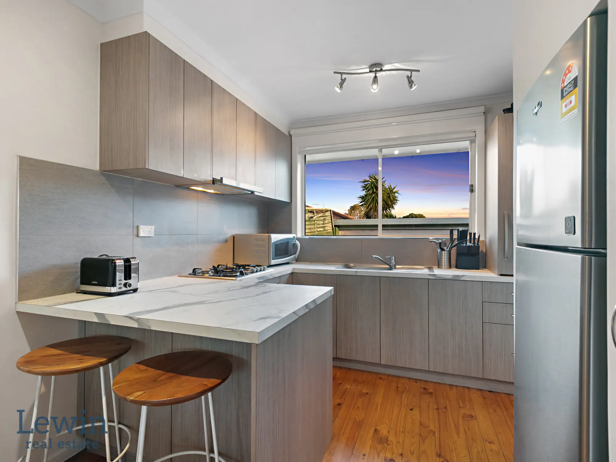 UNIT 5 374 WARRIGAL RD, Cheltenham, Bayside, 0房, 0浴, House