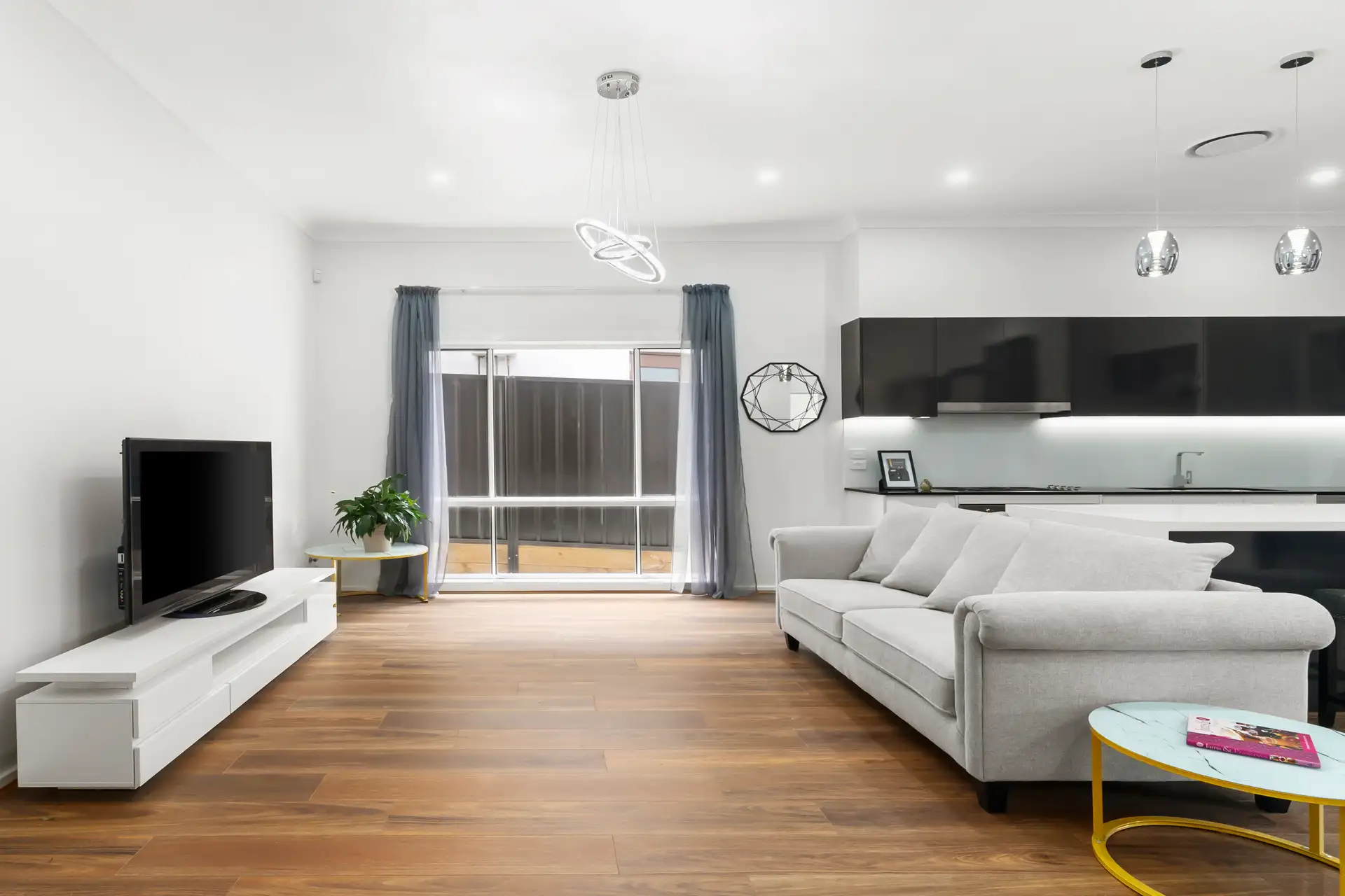 28 CARRAMAR CR, Miranda, Sutherland Shire, 0 ਕਮਰੇ, 0 ਬਾਥਰੂਮ, House