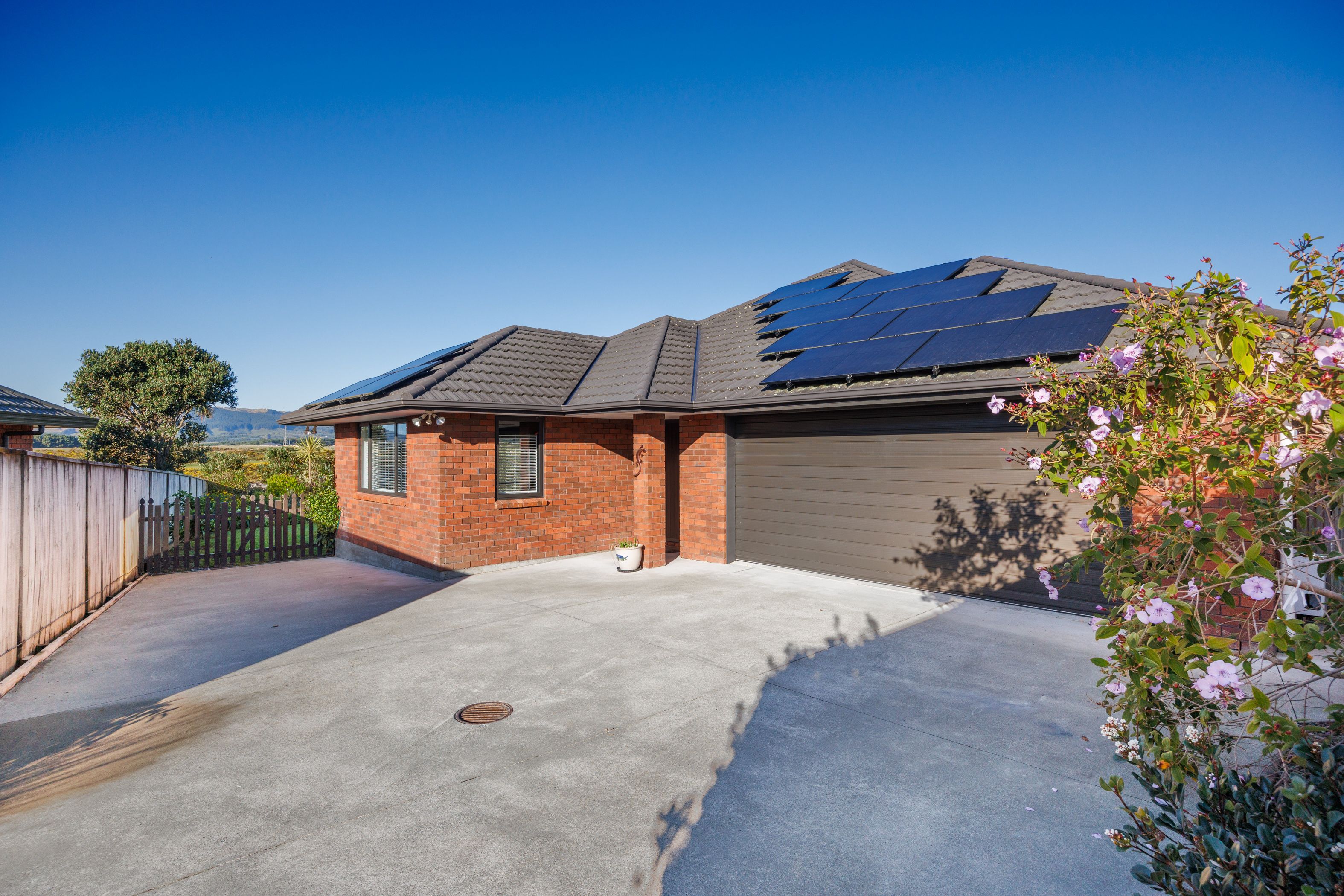 12 Ron Place, Fitzherbert, Palmerston North City, 3 rūma, 0 rūma horoi, House