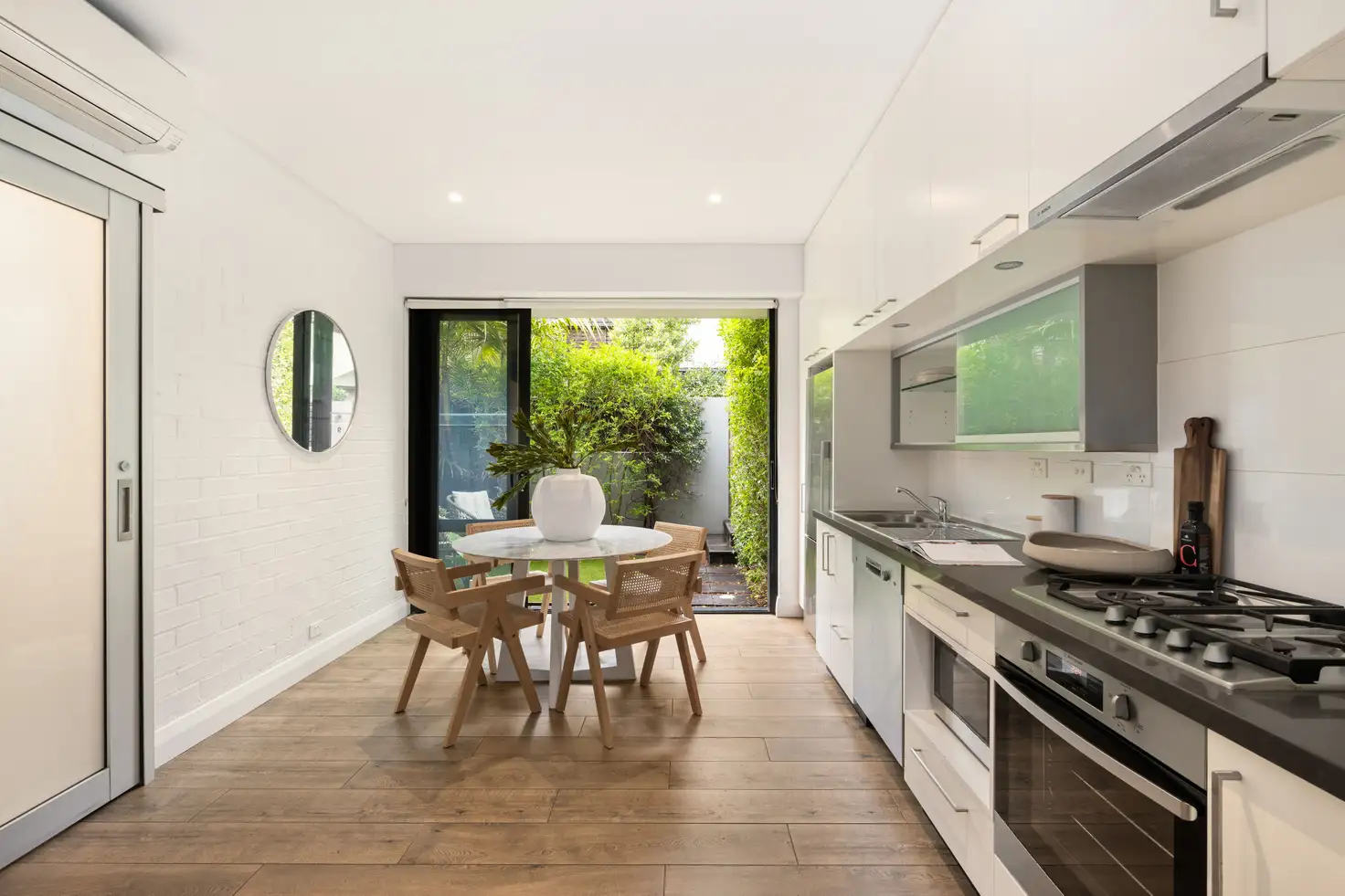 UNIT 2 31-41 QUEEN ST, Beaconsfield, Sydney CBD, 0部屋, 0バスルーム, Townhouse