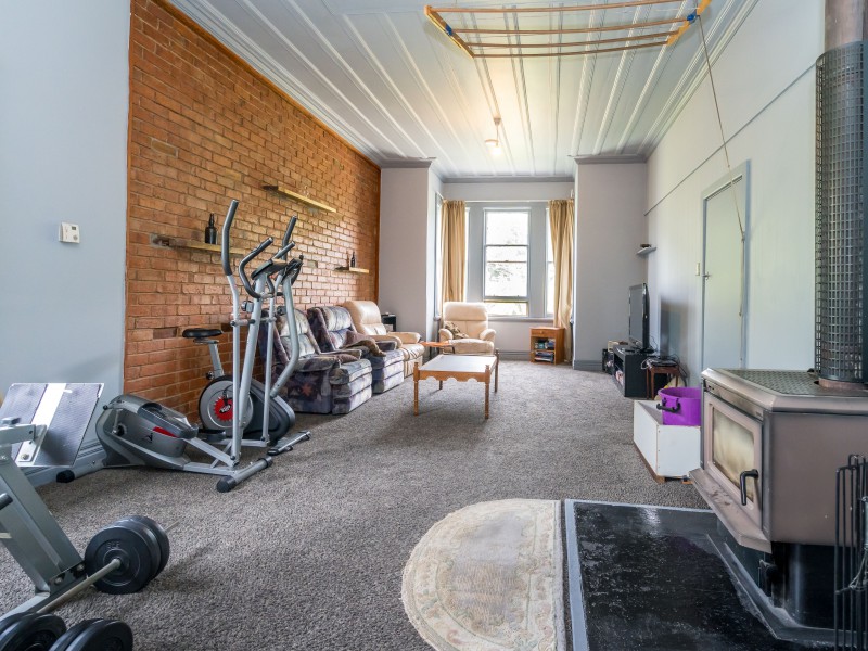 32 Irvine Street, Lawrence, Clutha, 4 Bedrooms, 1 Bathrooms