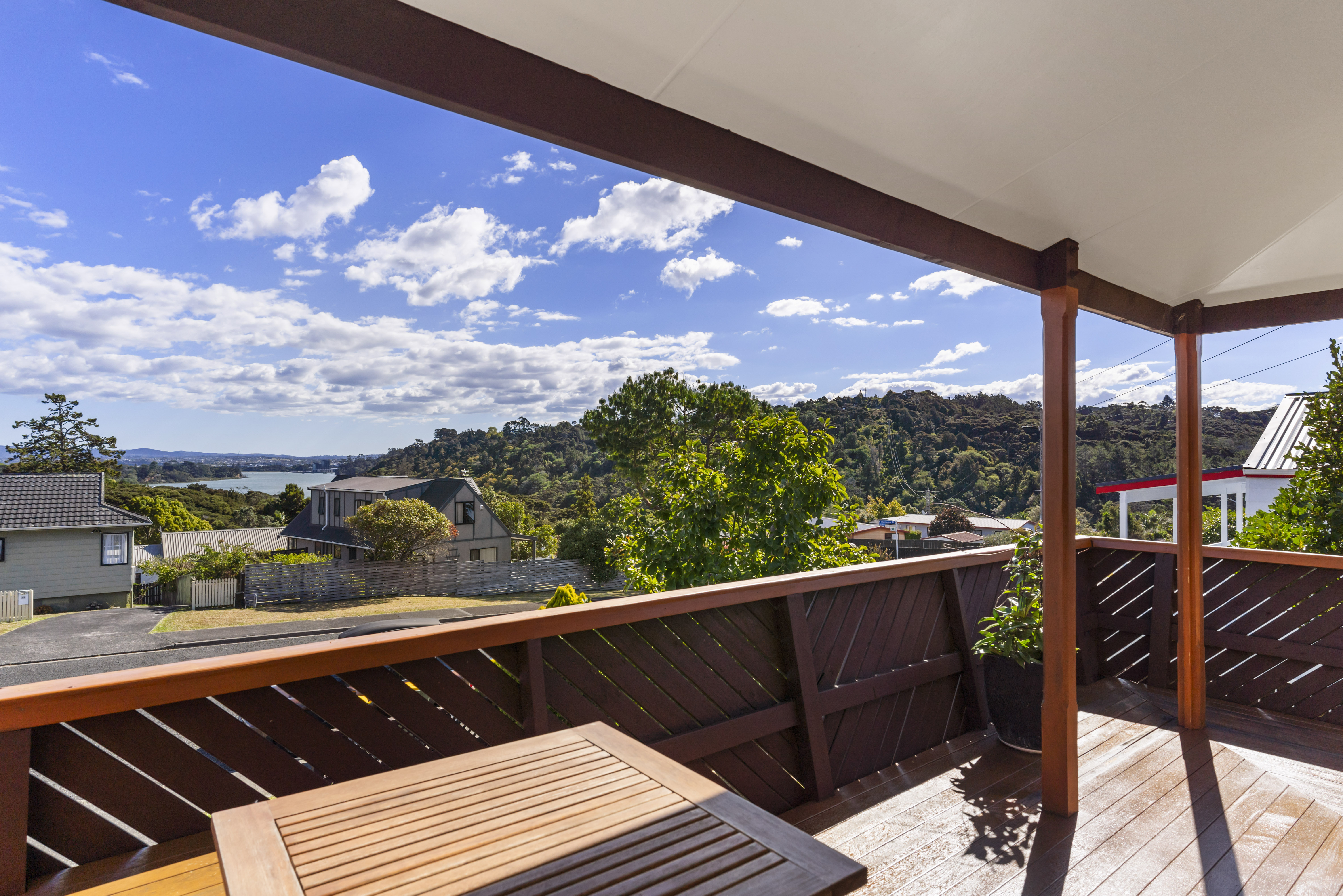 17 Hale Crescent, Bayview, North Shore City, 3房, 1浴, House