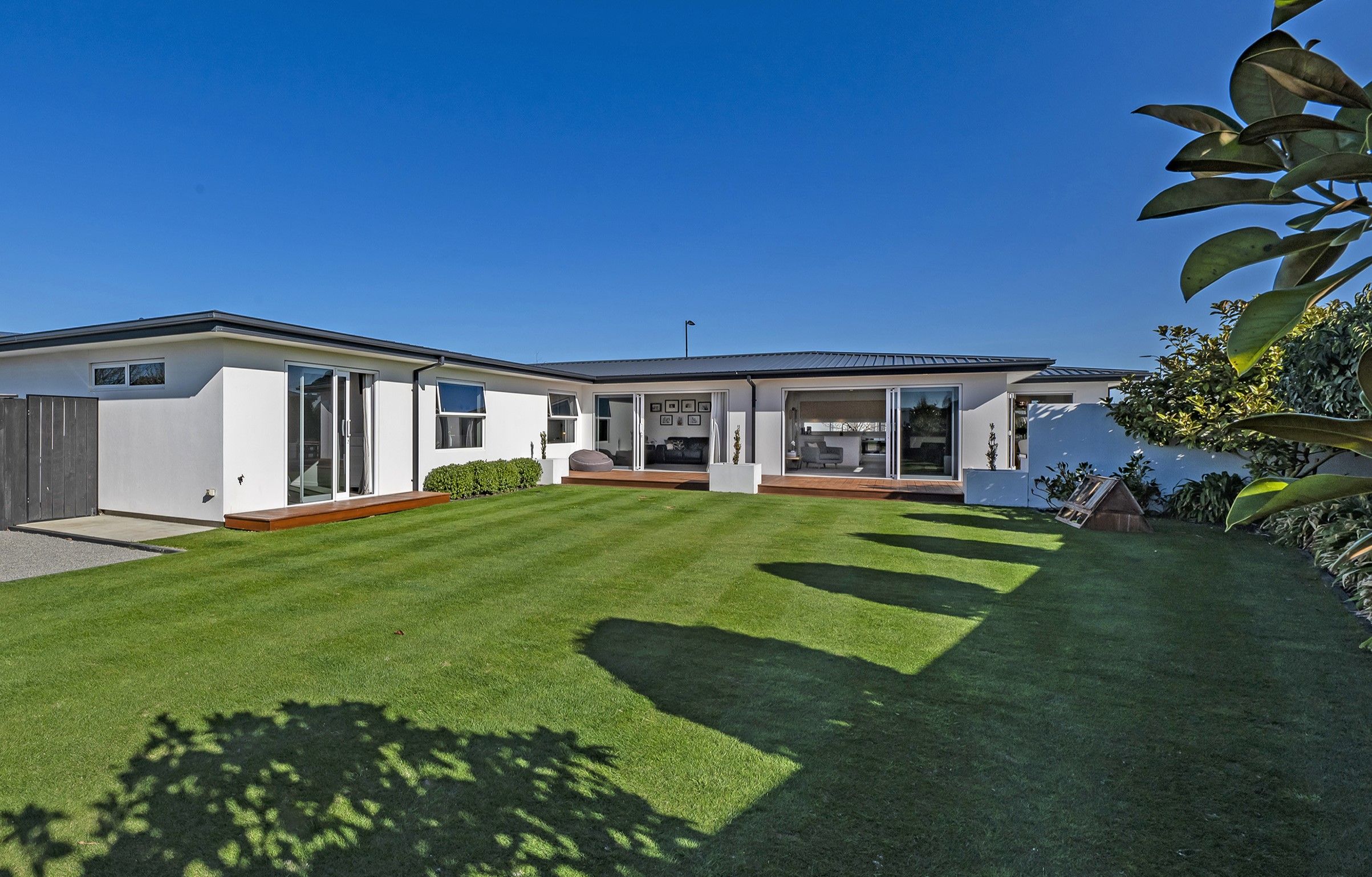 79 Carnaveron Drive, Lincoln