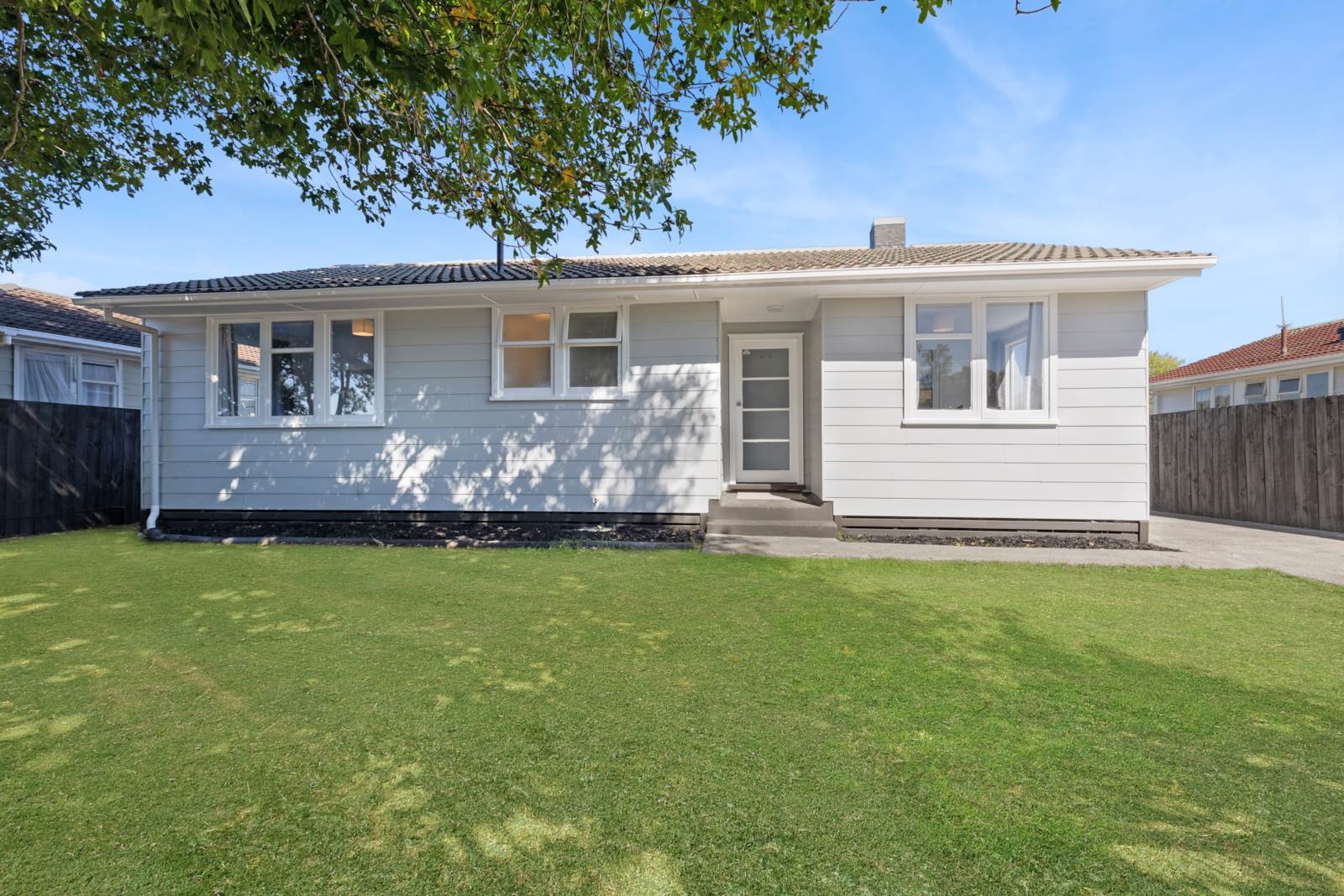 63 Bader Drive, Mangere, Manukau City, 3 ห้องนอน, 1 ห้องน้ำ, House
