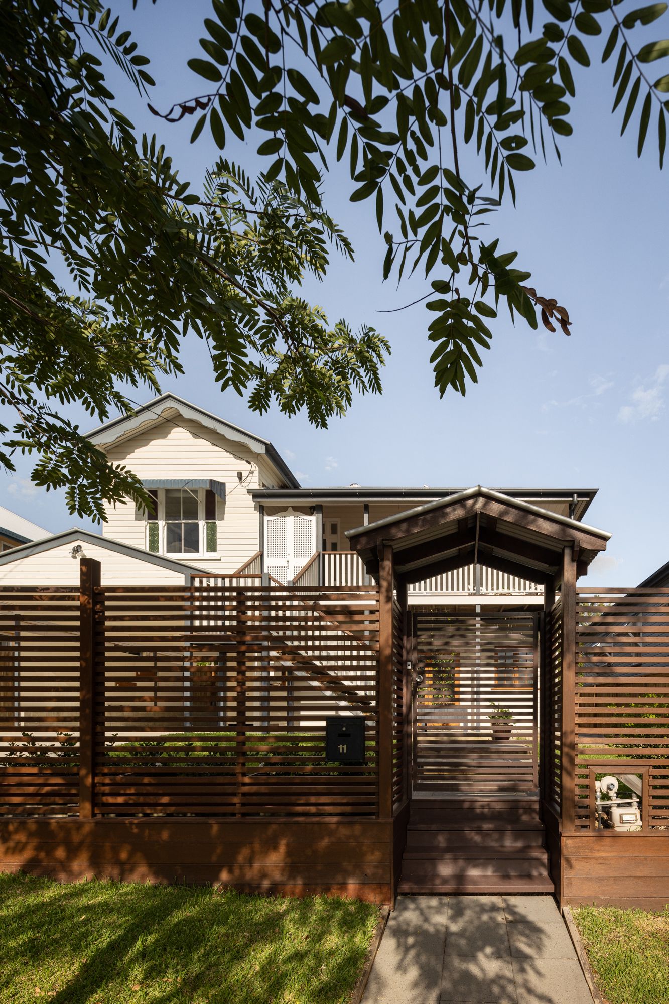 11 FAVERSHAM ST, WOOLLOONGABBA QLD 4102, 0 Bedrooms, 0 Bathrooms, House