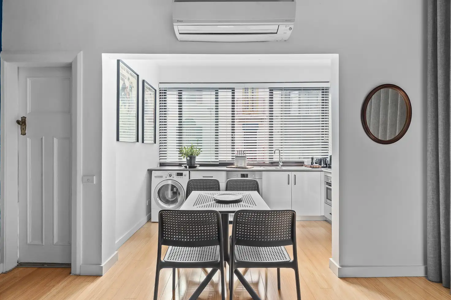 UNIT 25 18 SPRINGFIELD AV, Potts Point, Sydney CBD, 0 침실, 0 욕실, Studio
