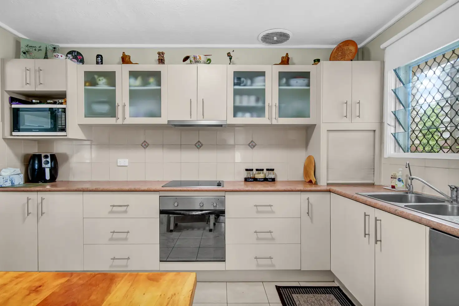14 READING ST, Logan Central, Brisbane - Southern Region, 0 ਕਮਰੇ, 0 ਬਾਥਰੂਮ, House