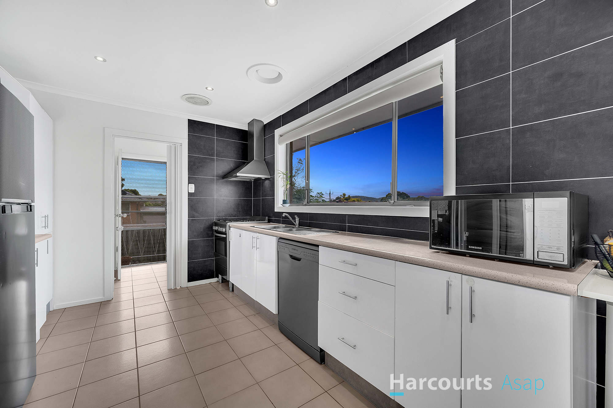 UNIT 2 139 CARLTON RD, Dandenong North, South East Melbourne, 0 phòng ngủ, 0 phòng tắm, Unit