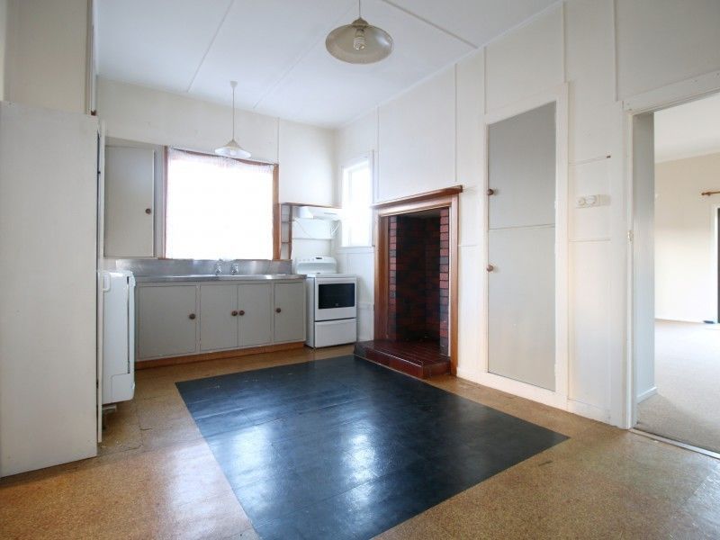 802 Main Street, Roslyn, Palmerston North City, 4 ห้องนอน, 1 ห้องน้ำ