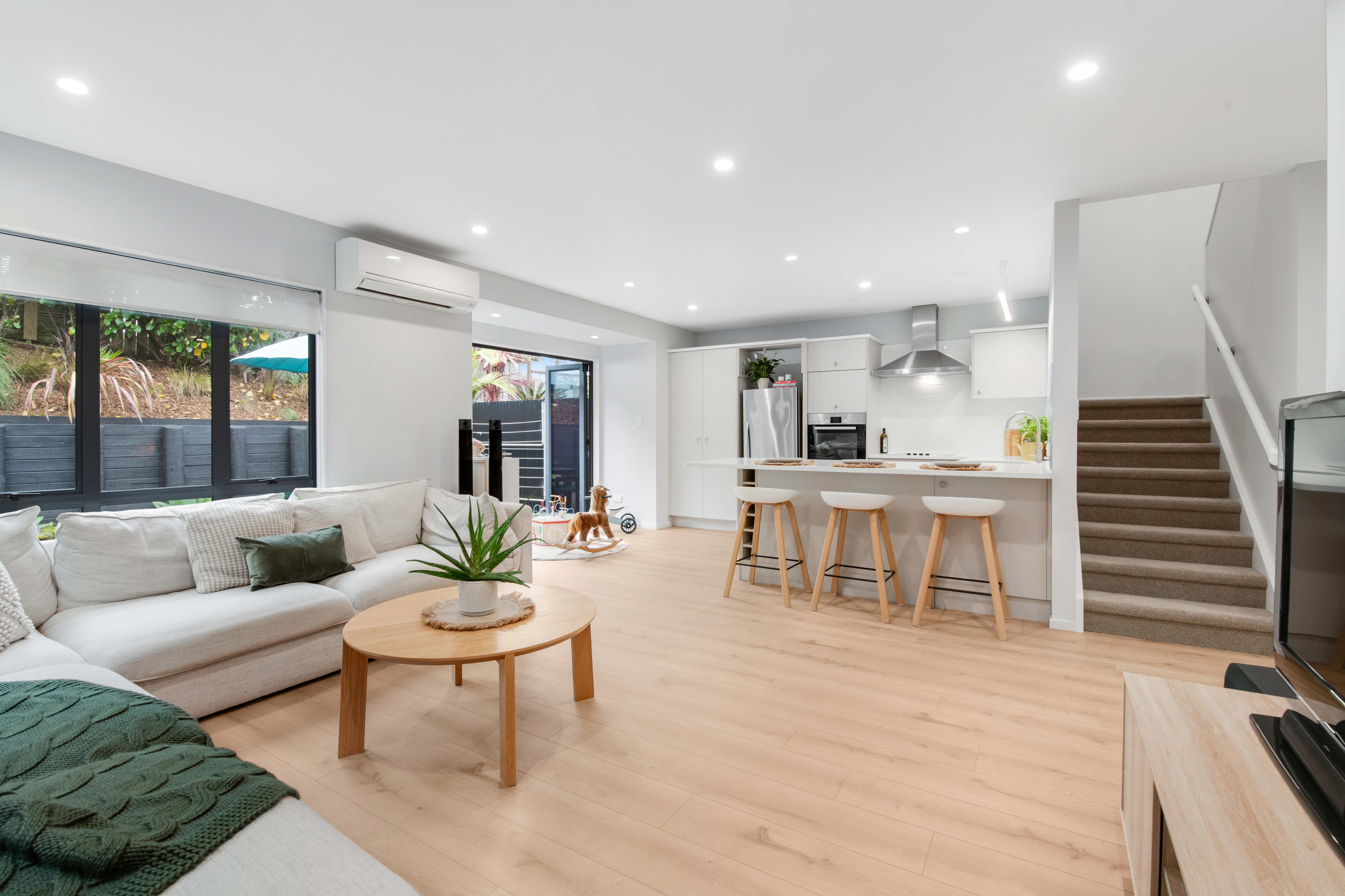 66f Grand Drive, Orewa, Rodney, 4 ਕਮਰੇ, 0 ਬਾਥਰੂਮ, Townhouse