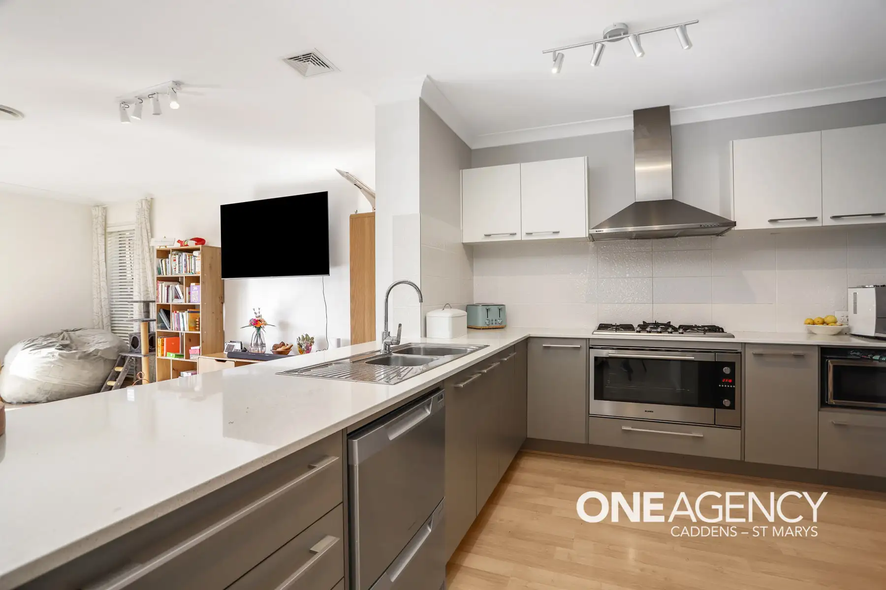 12 COACHWOOD DR, Claremont Meadows, Outer Western Sydney, 0 રૂમ, 0 બાથરૂમ, House