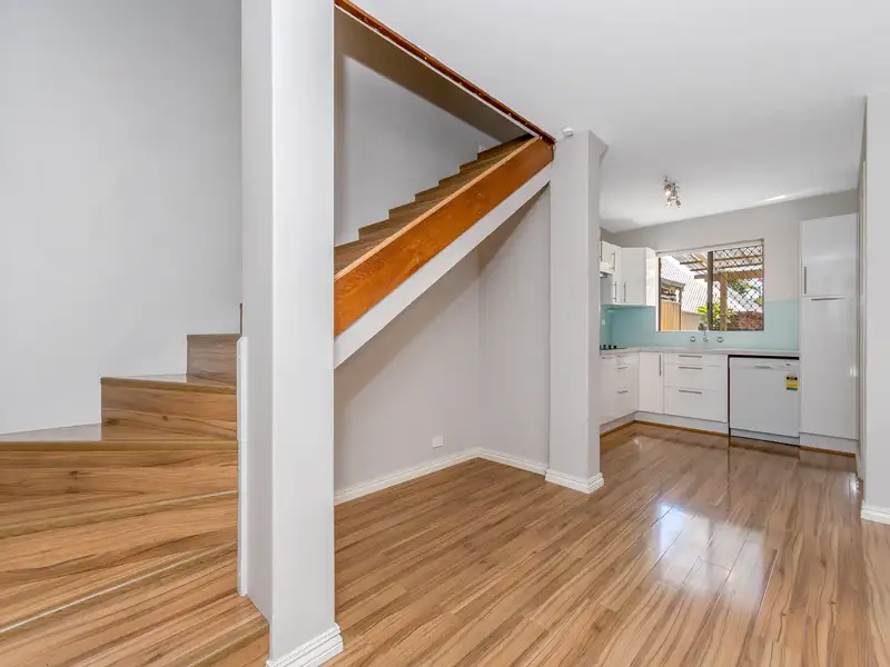 WHITE GUM VILLAS UNIT 8 52 SAMSON ST, White Gum Valley, South West Perth, 0房, 0浴, House