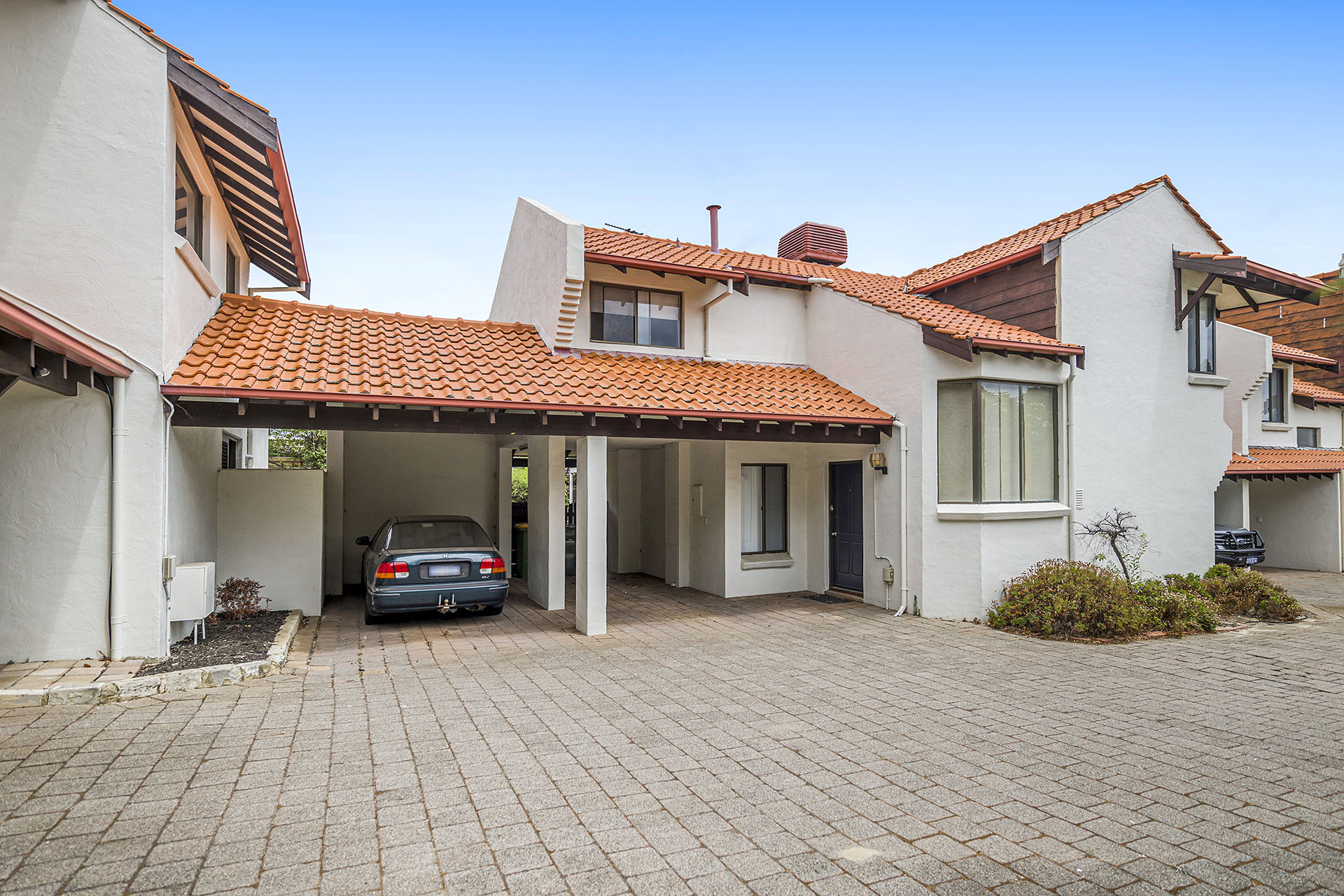 UNIT 2 52 ROBERT ST, Como, Perth CBD, 0 Bedrooms, 0 Bathrooms, Townhouse