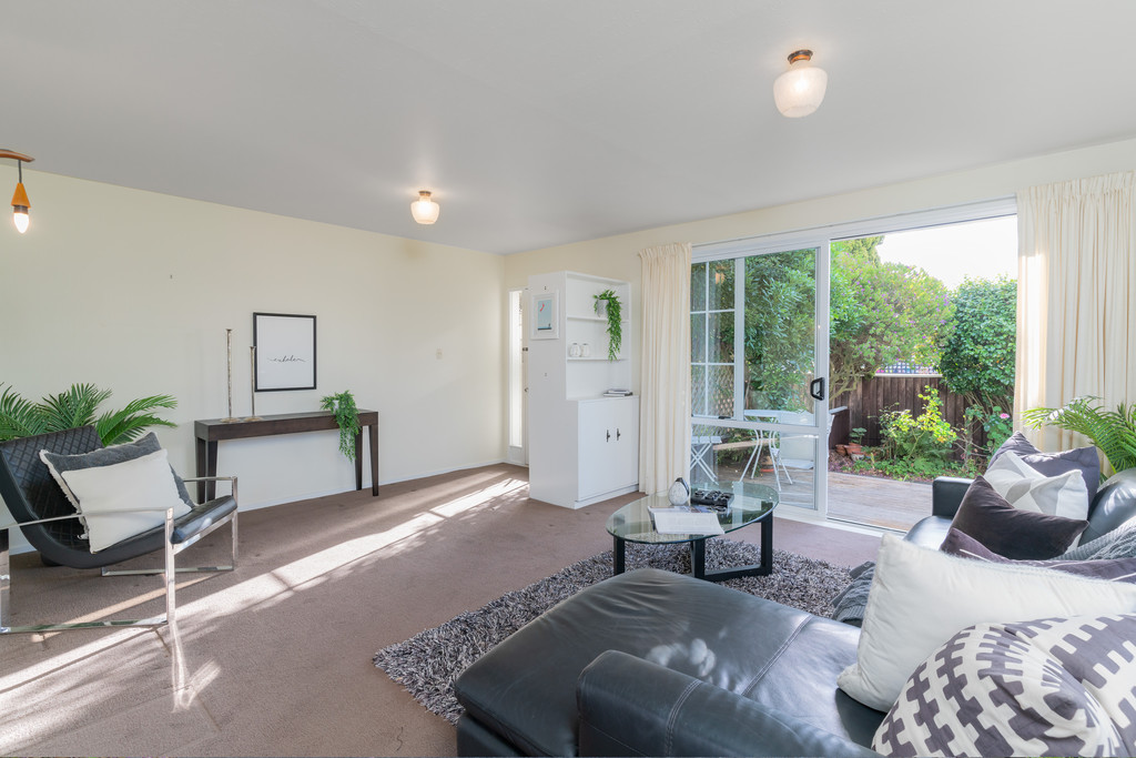 2/73 Main Road, Redcliffs, Christchurch City, 2 ਕਮਰੇ, 0 ਬਾਥਰੂਮ