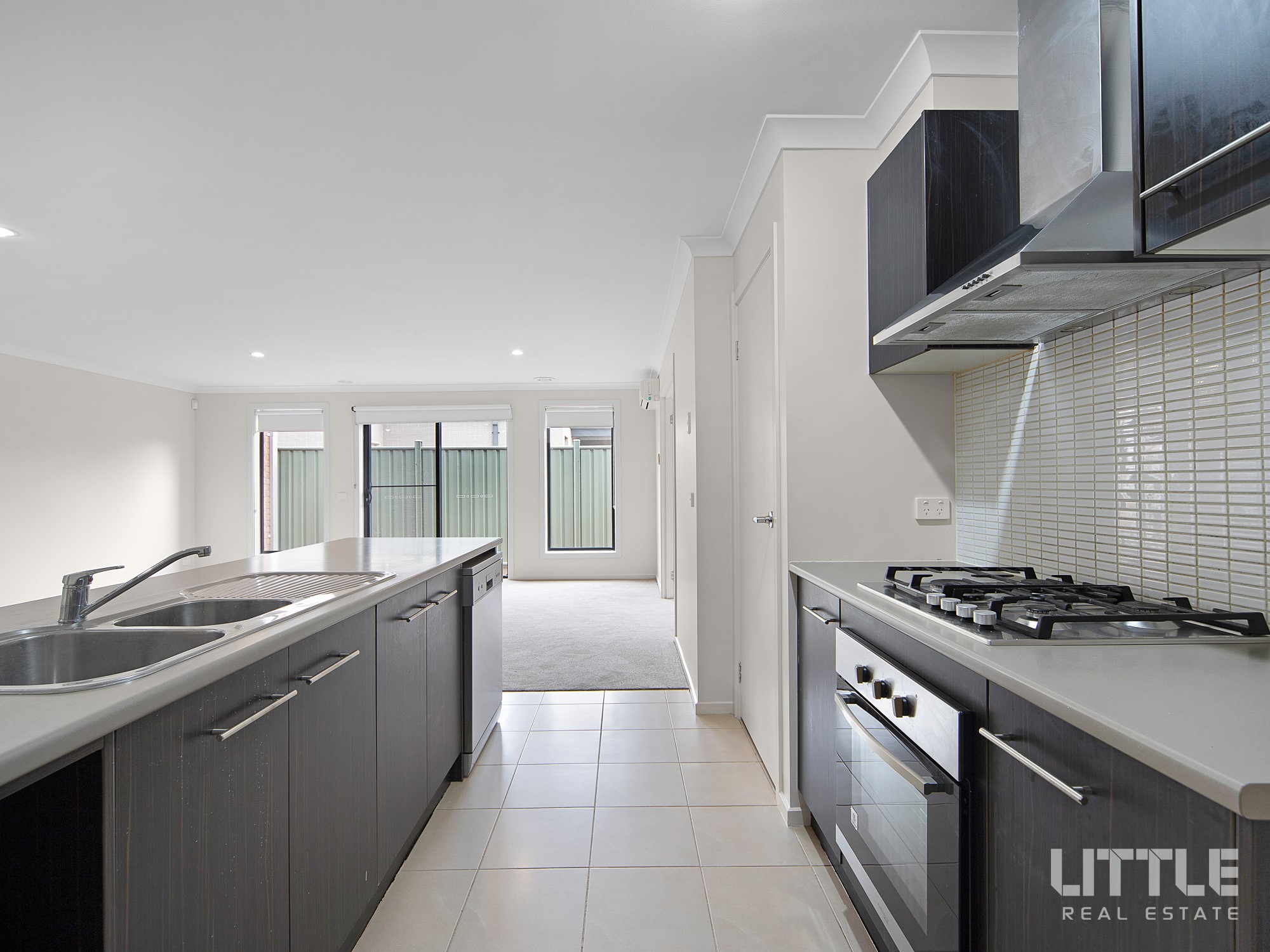 107 VAUGHAN CH, Wyndham Vale, South West Melbourne, 0 غرف, 0 حمامات, House