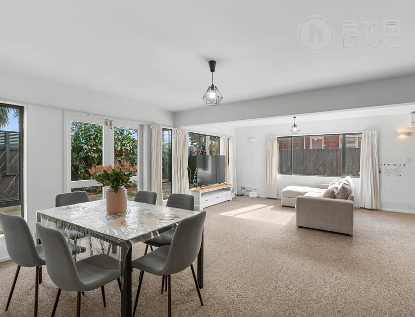 1/8 Cottesmore Close, Burnside, Christchurch, 3 slaapkamers, 0 badkamers, House