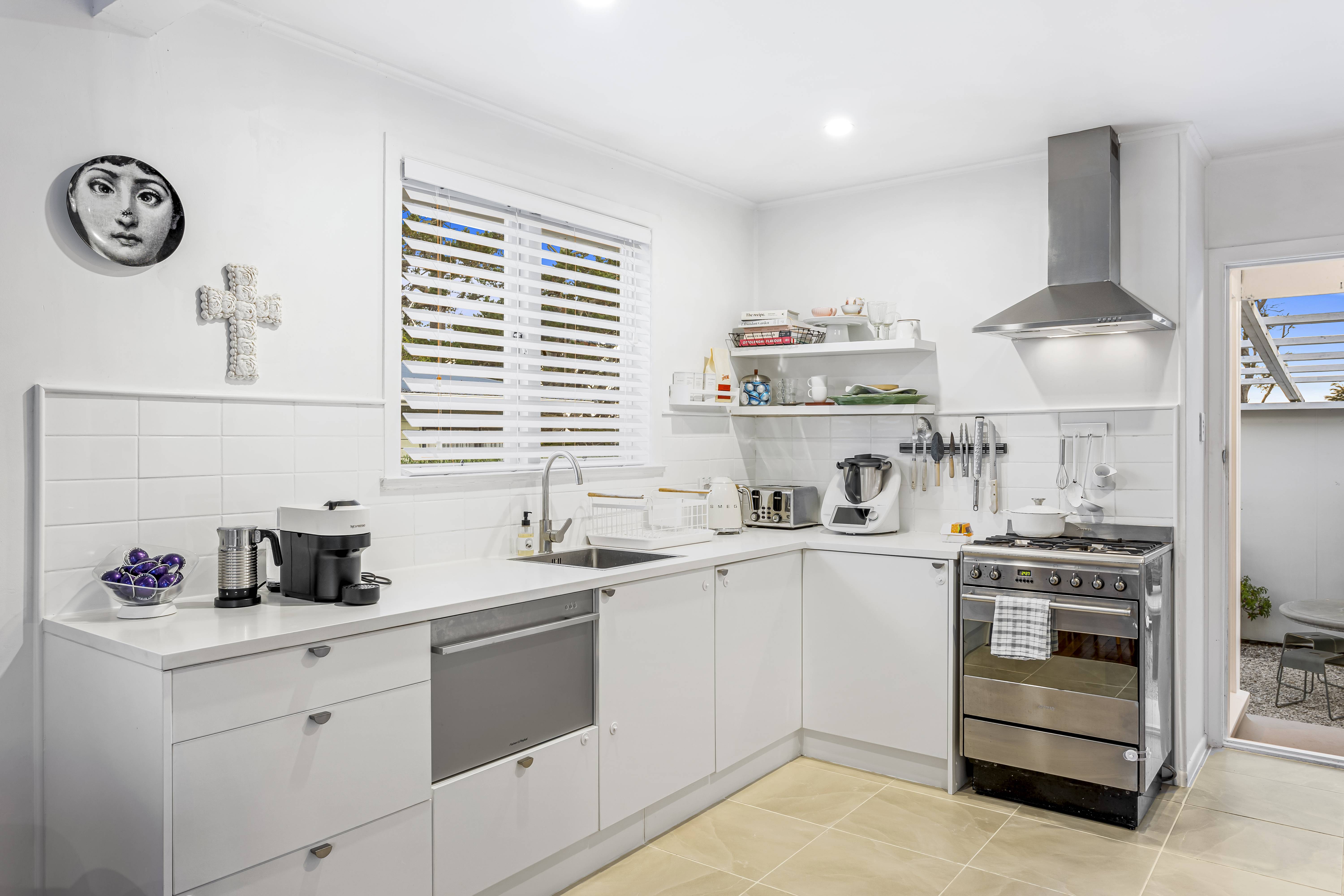 13 Helena Street, Massey, Waitakere City, 2部屋, 1バスルーム, House