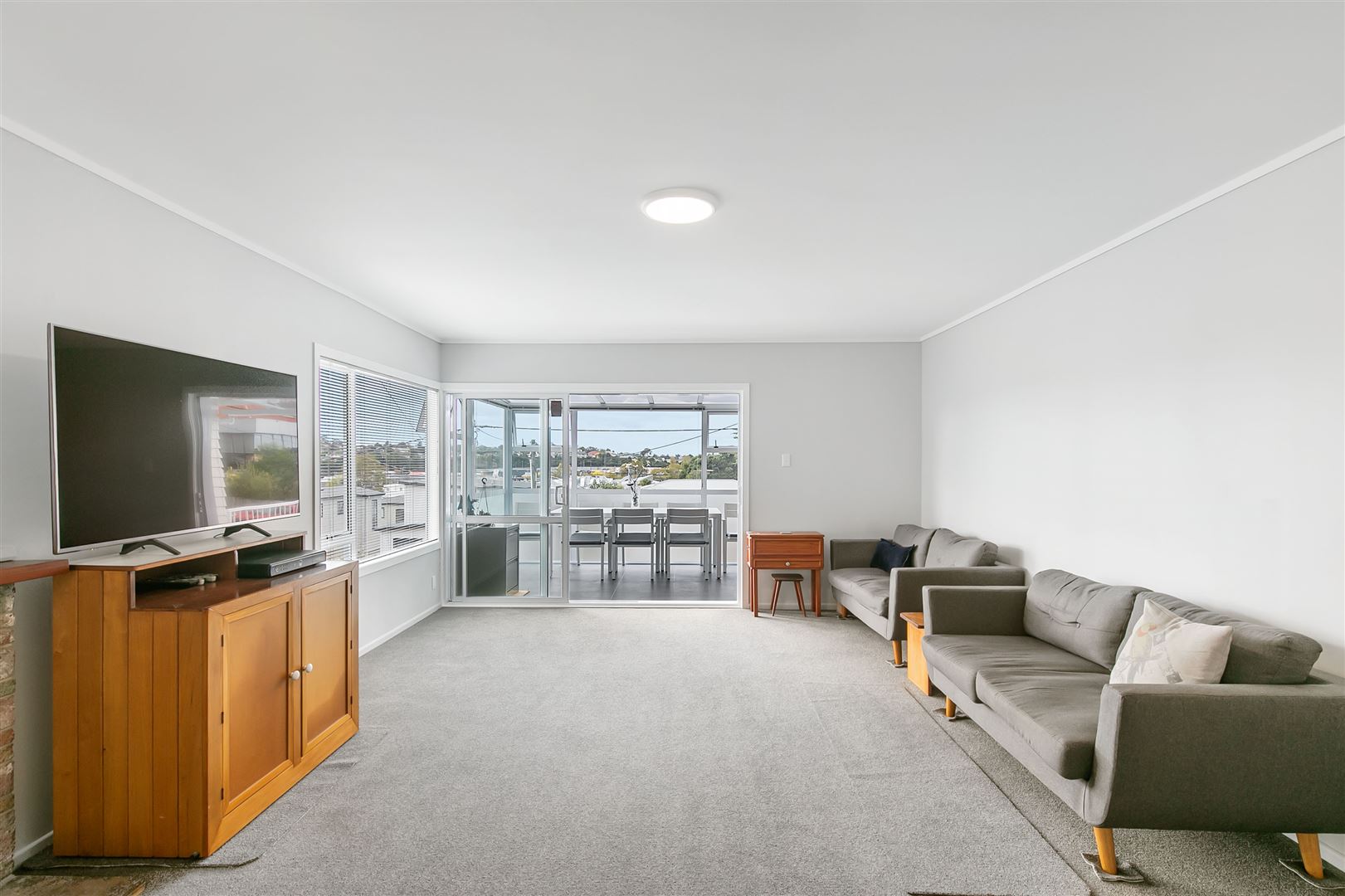 1/8 Woodall Place, Totara Vale, North Shore City, 2 રૂમ, 0 બાથરૂમ
