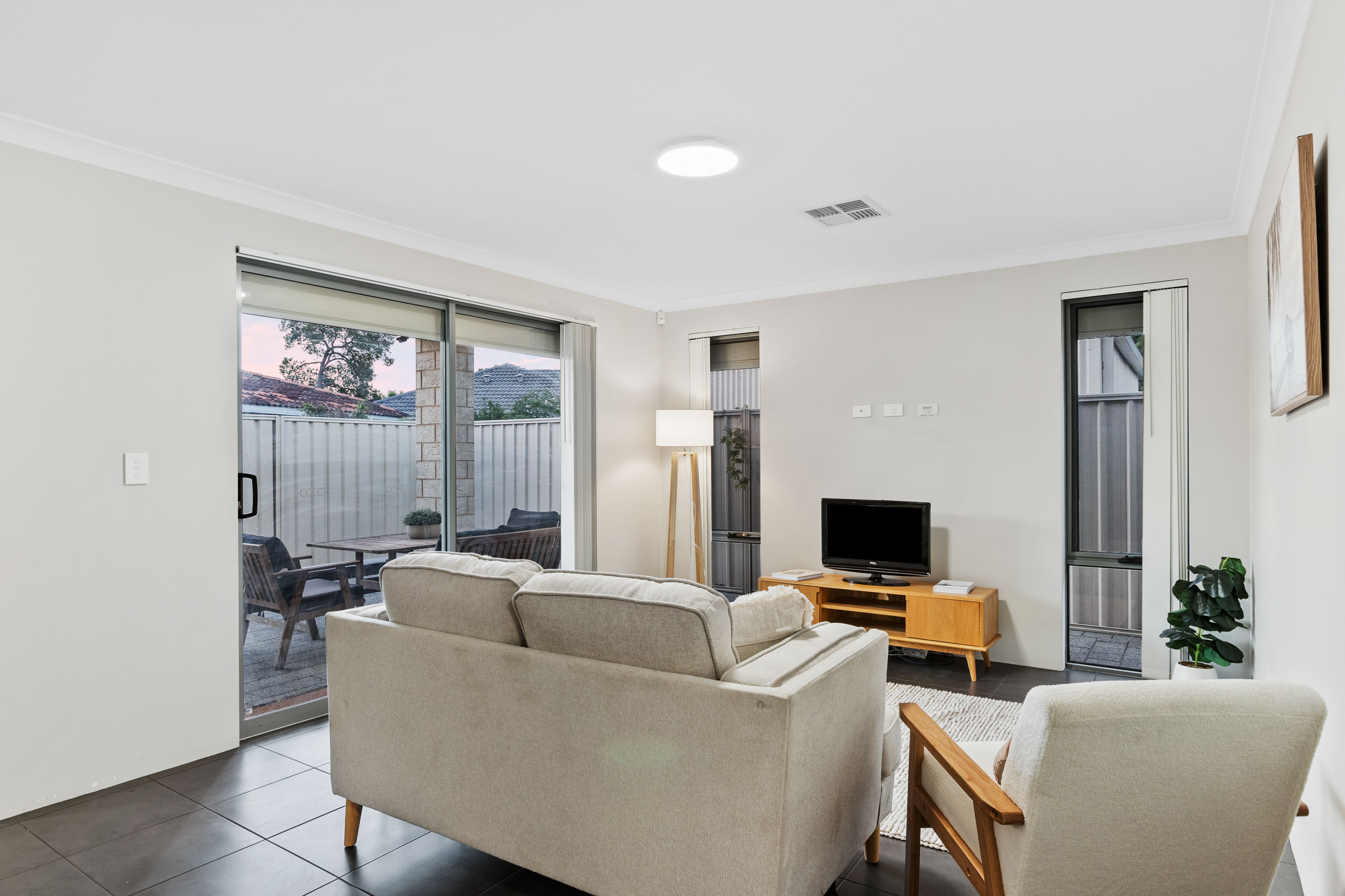 8A GILCHRIST ST, KENWICK WA 6107, 0 Bedrooms, 0 Bathrooms, House