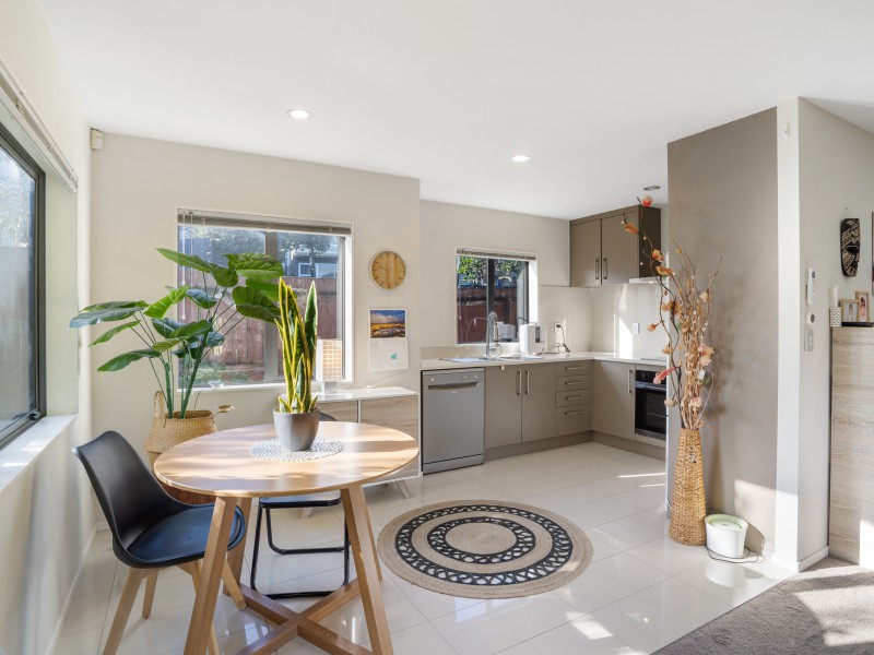 38a Line Road, Glen Innes, Auckland City, 4 ਕਮਰੇ, 2 ਬਾਥਰੂਮ