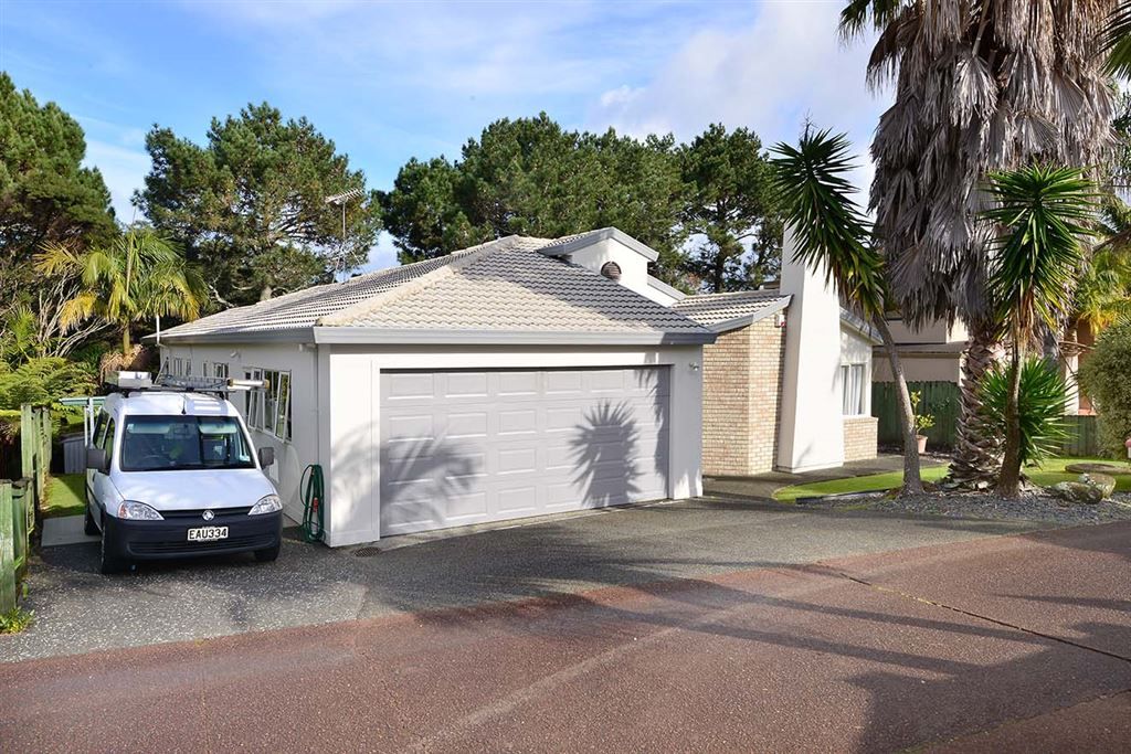 32 Calypso Way, Unsworth Heights, North Shore City, 5部屋, 3バスルーム