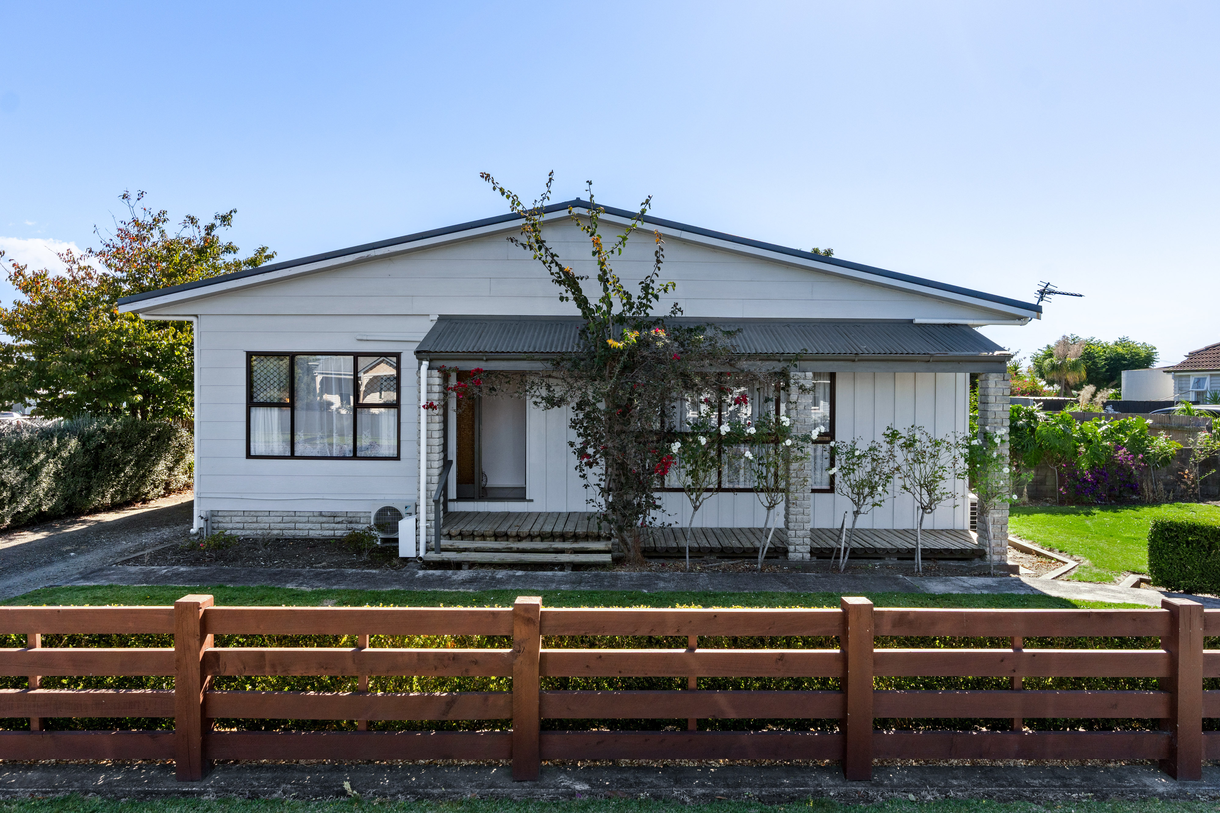 15 Haldane Street, Elgin, Gisborne, 3 ਕਮਰੇ, 1 ਬਾਥਰੂਮ, House