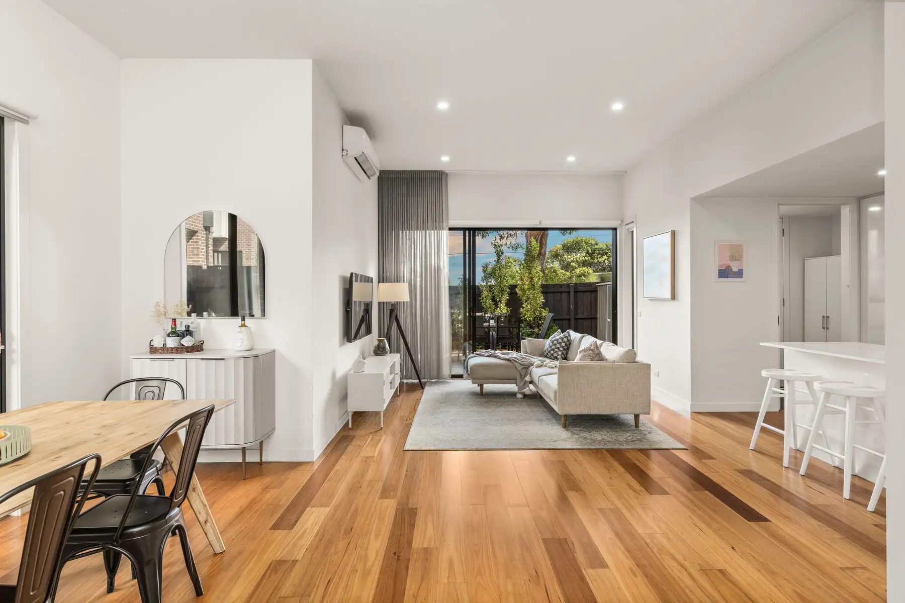 UNIT 17 24 CARLISLE RD, Ferntree Gully, East Melbourne, 0 Bedrooms, 0 Bathrooms, House