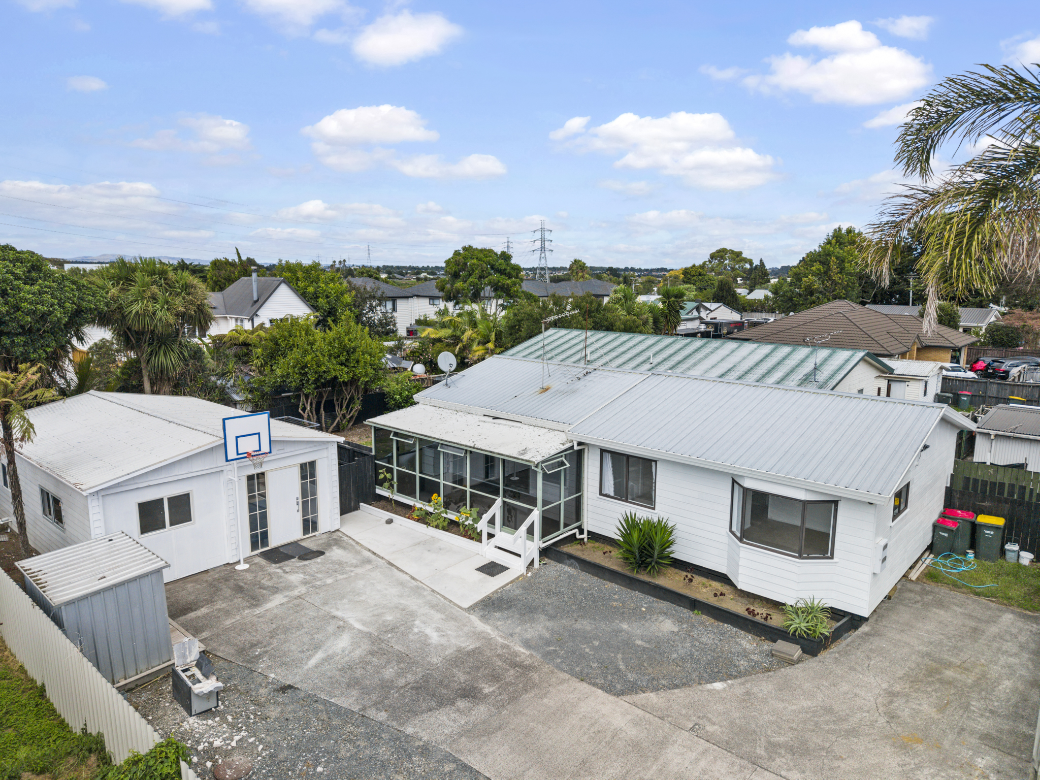 2/12 Graham Road, Conifer Grove, Papakura, 3 ห้องนอน, 1 ห้องน้ำ, House