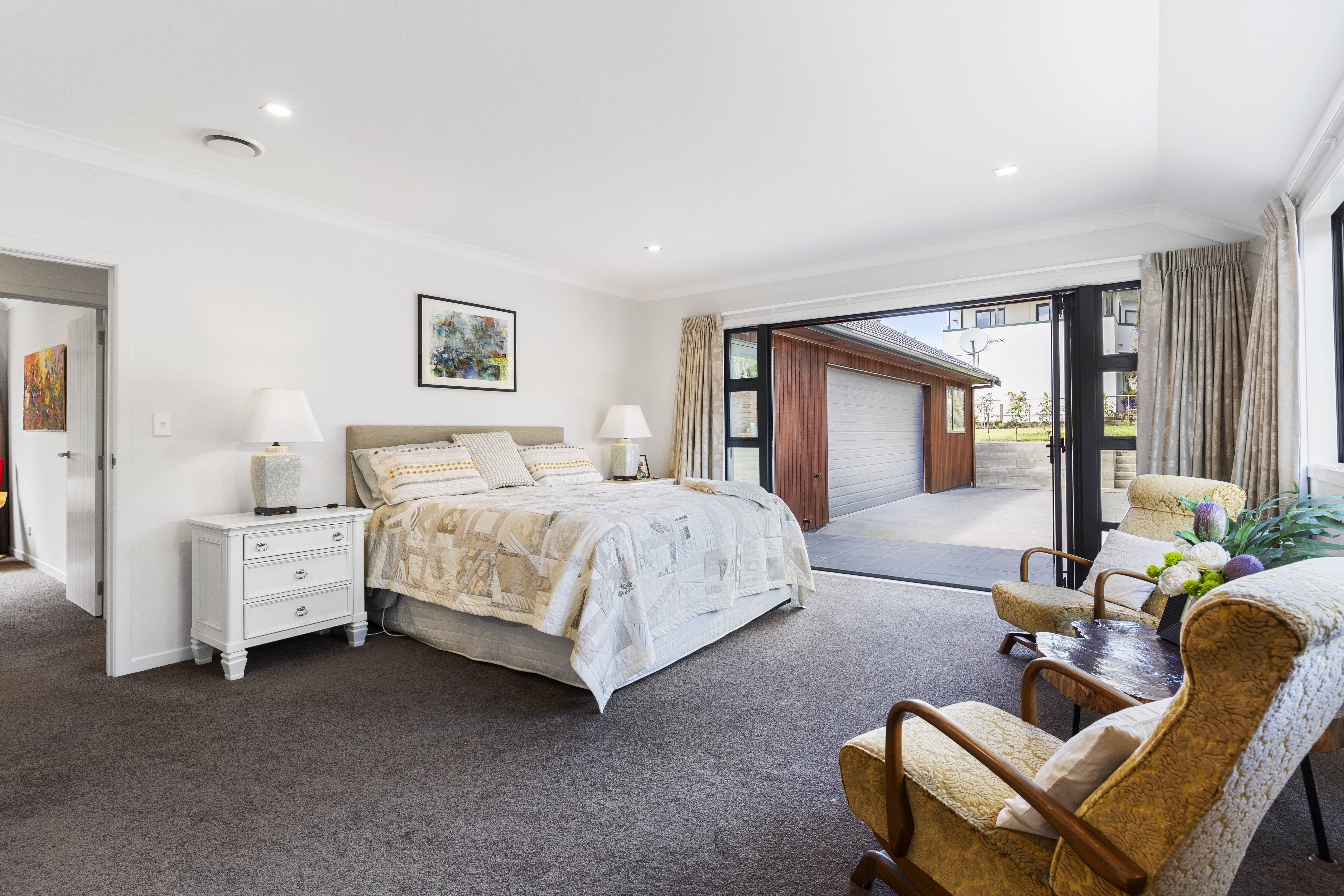 13 Kiwi Esplanade, Mangere Bridge, Manukau City, 4 कमरे, 3 बाथरूम, House